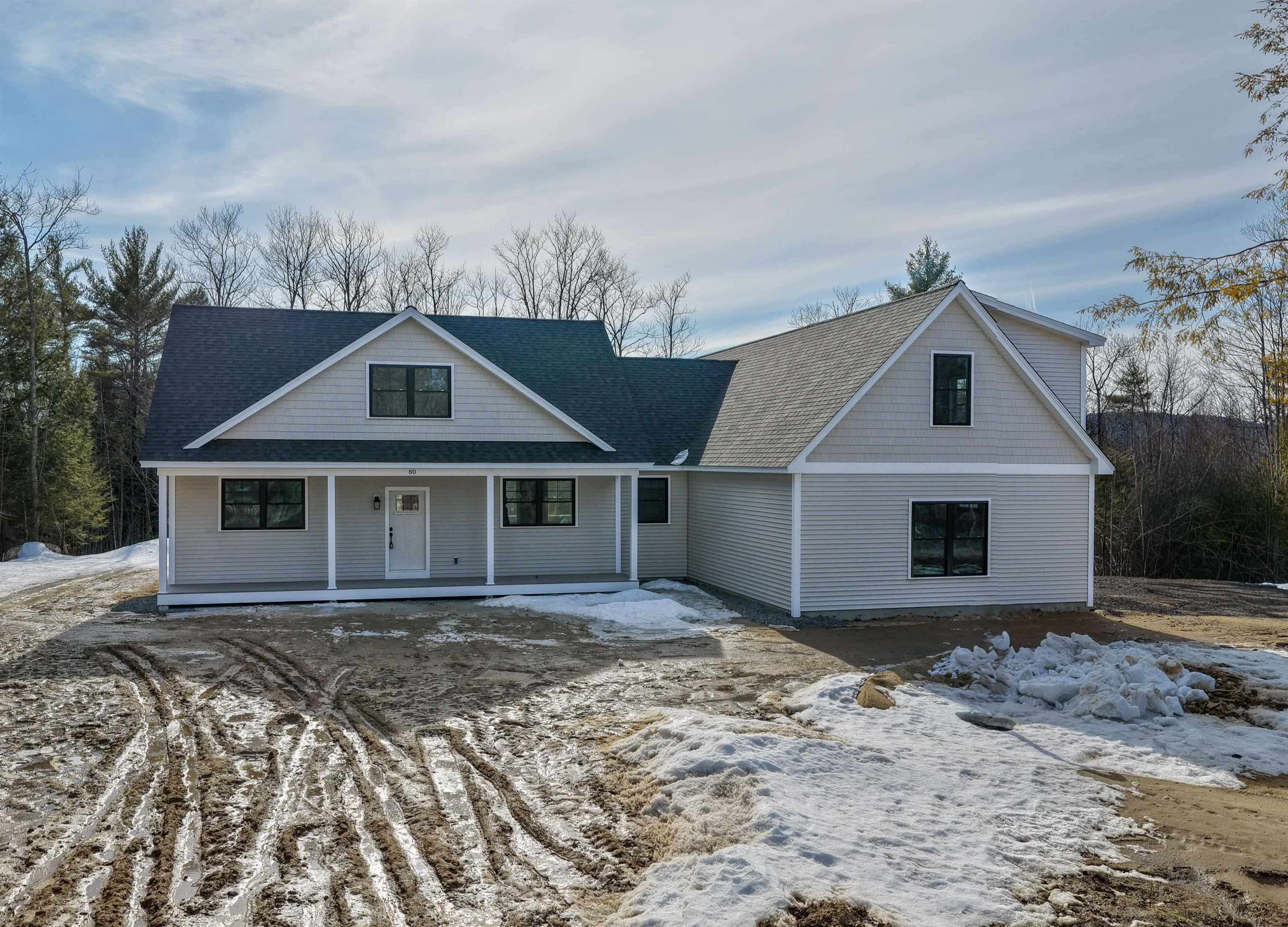 80 Hatch Corner Rd, Meredith, NH 03253