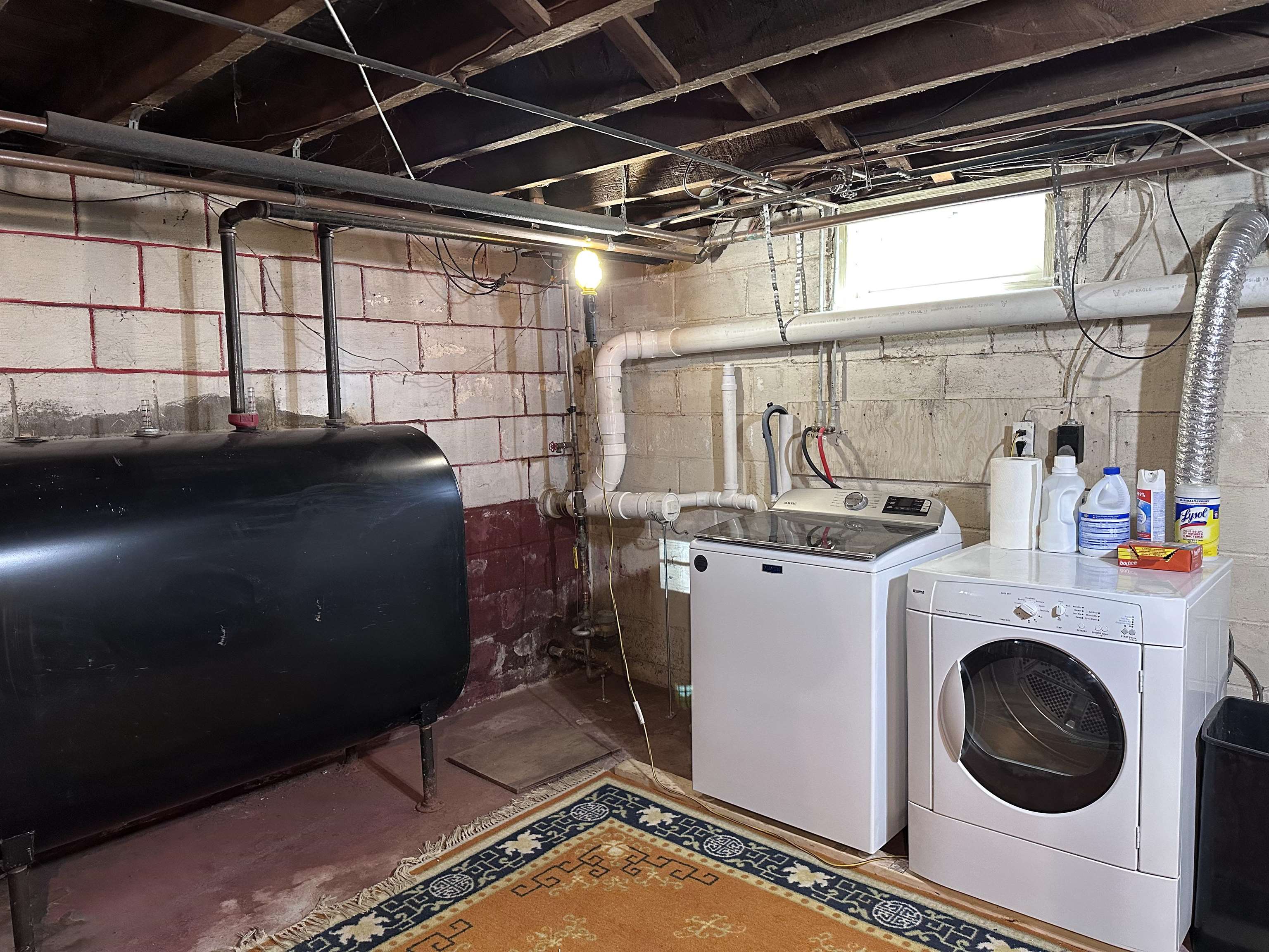 13 Grand St, Claremont, NH 03743