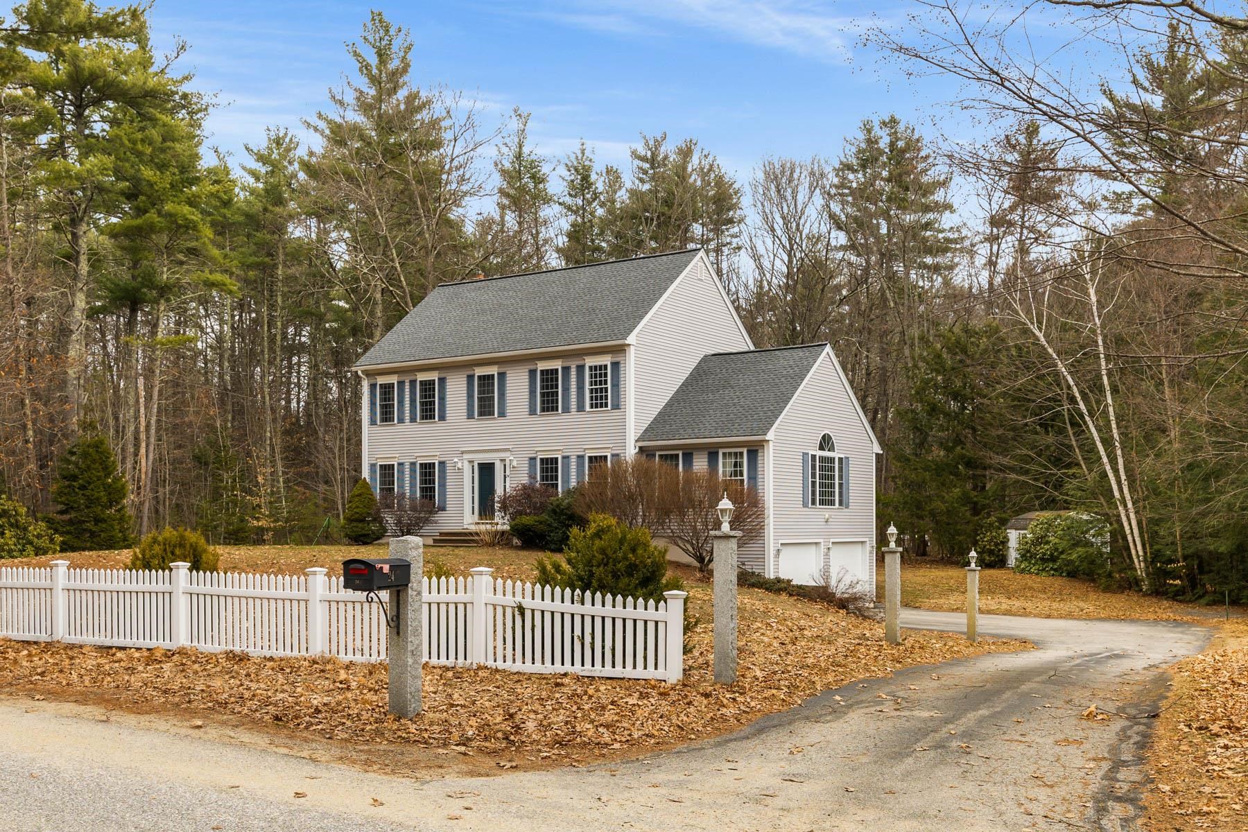 24 Ladd Rd, Brentwood, NH 03833
