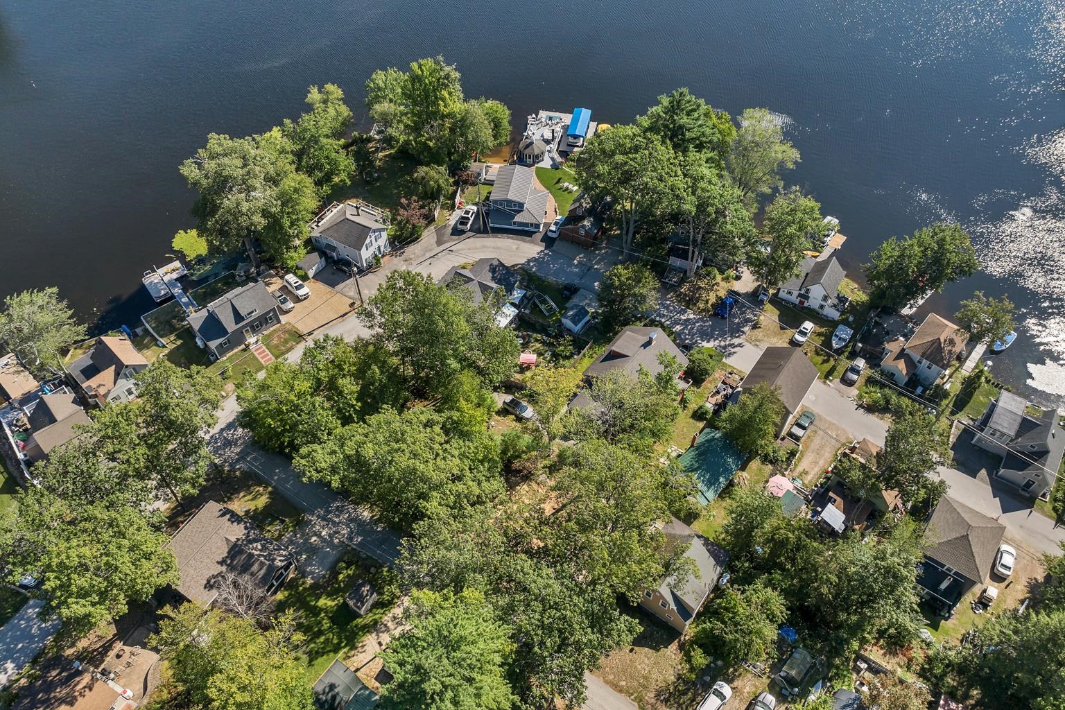 6 Milford St, Amherst, NH 03031