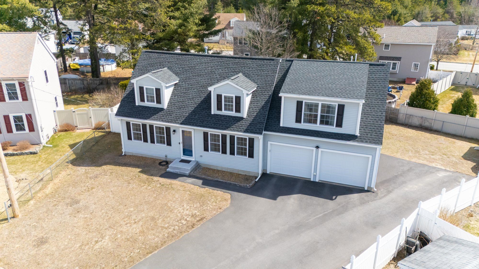 18 Brent Ct, Manchester, NH 03103