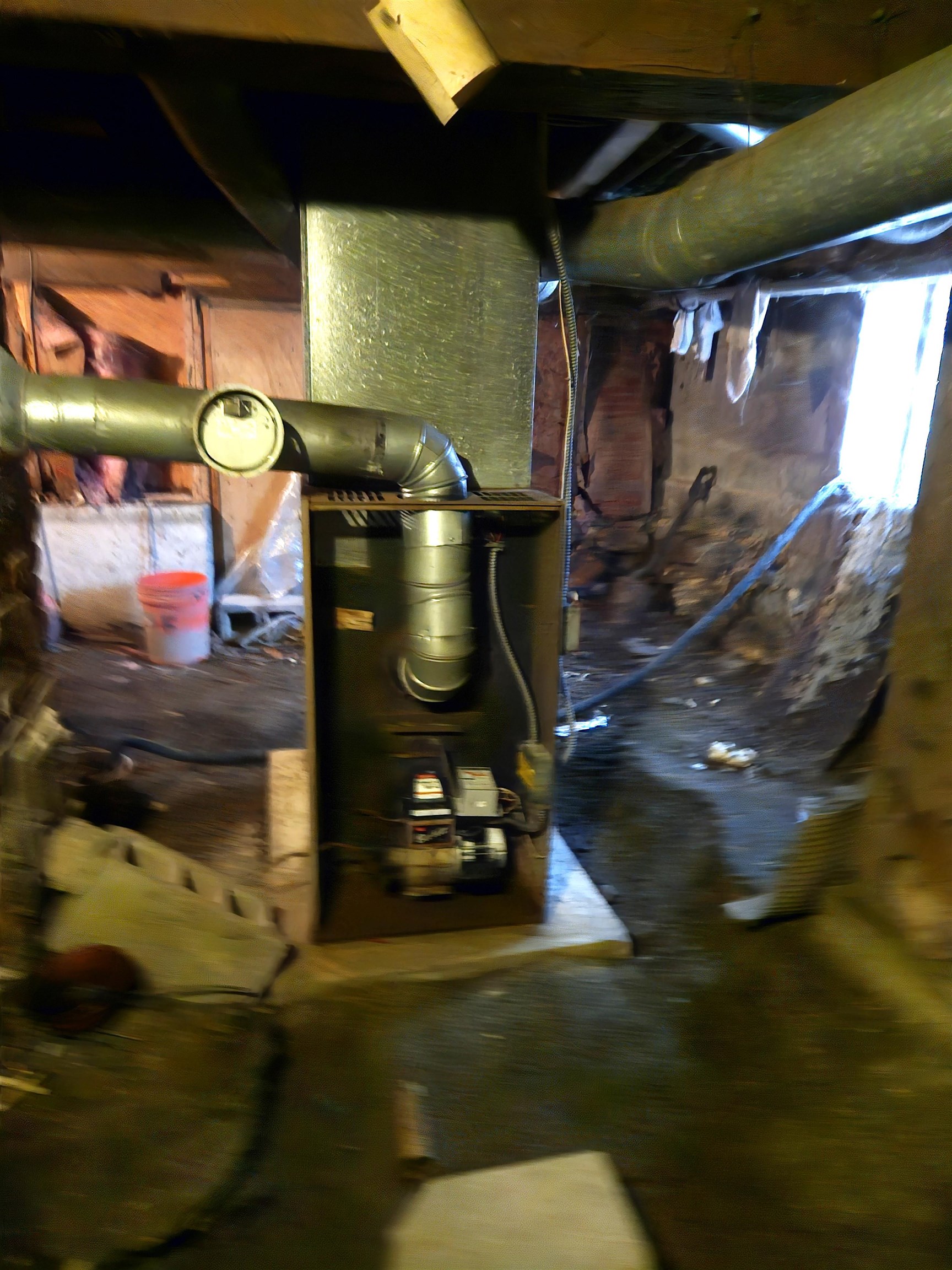 32 Charles St, Keene, NH 03431