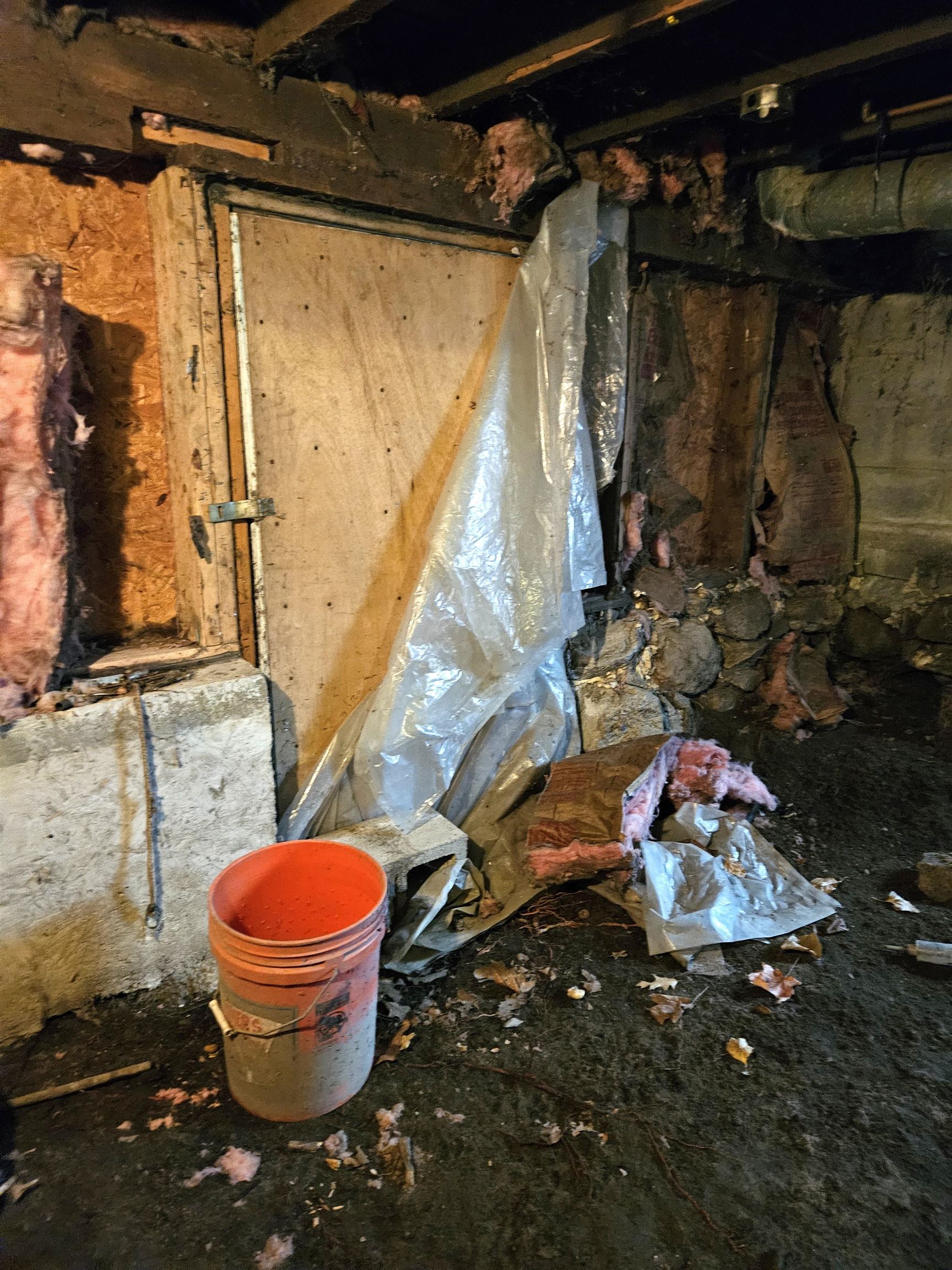 32 Charles St, Keene, NH 03431