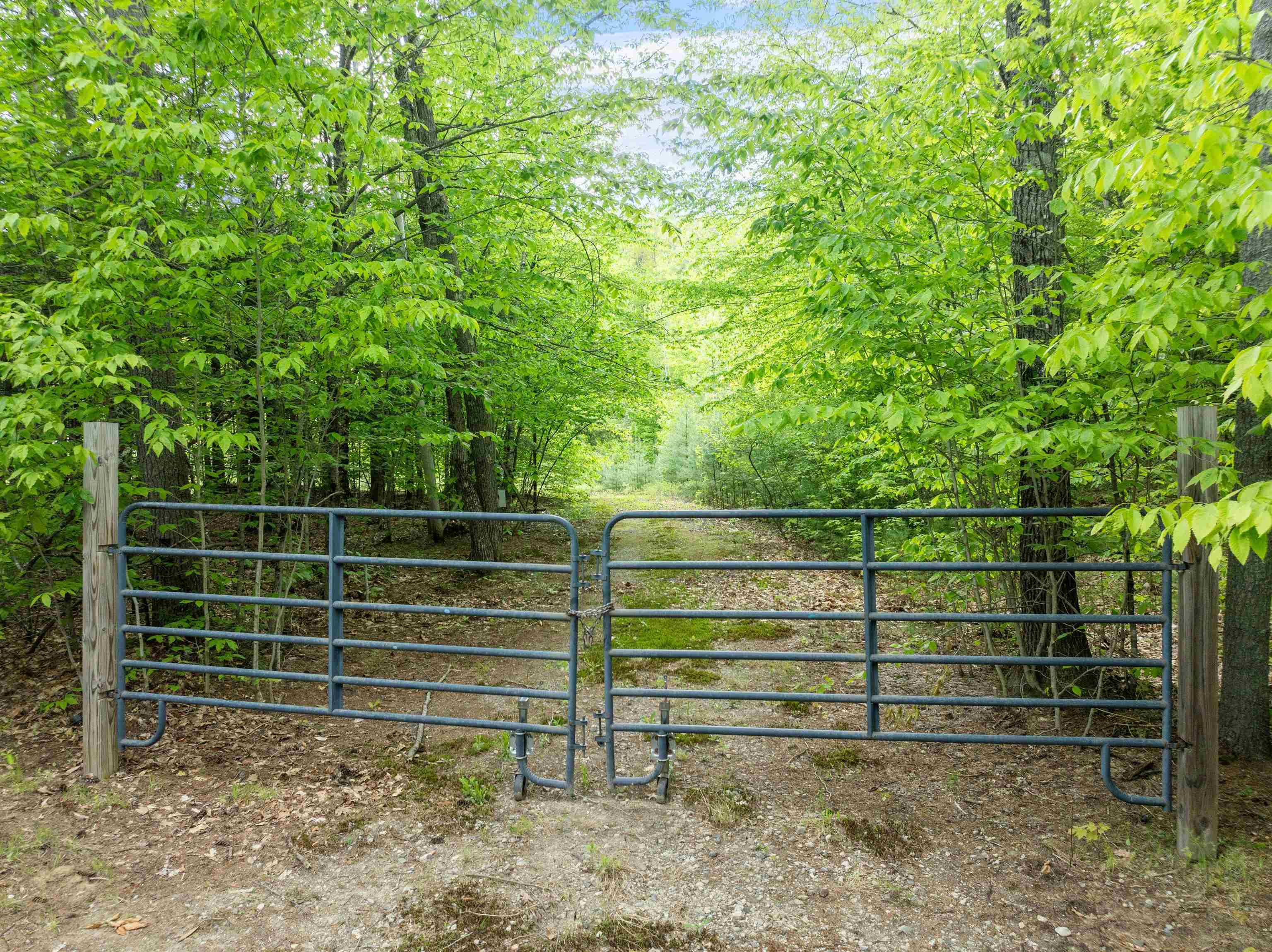 1482 River Rd, Bridgewater, NH 03222