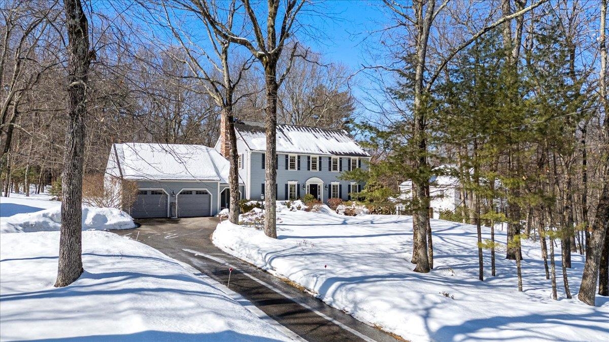 34 Ballard Rd, Derry, NH 03038