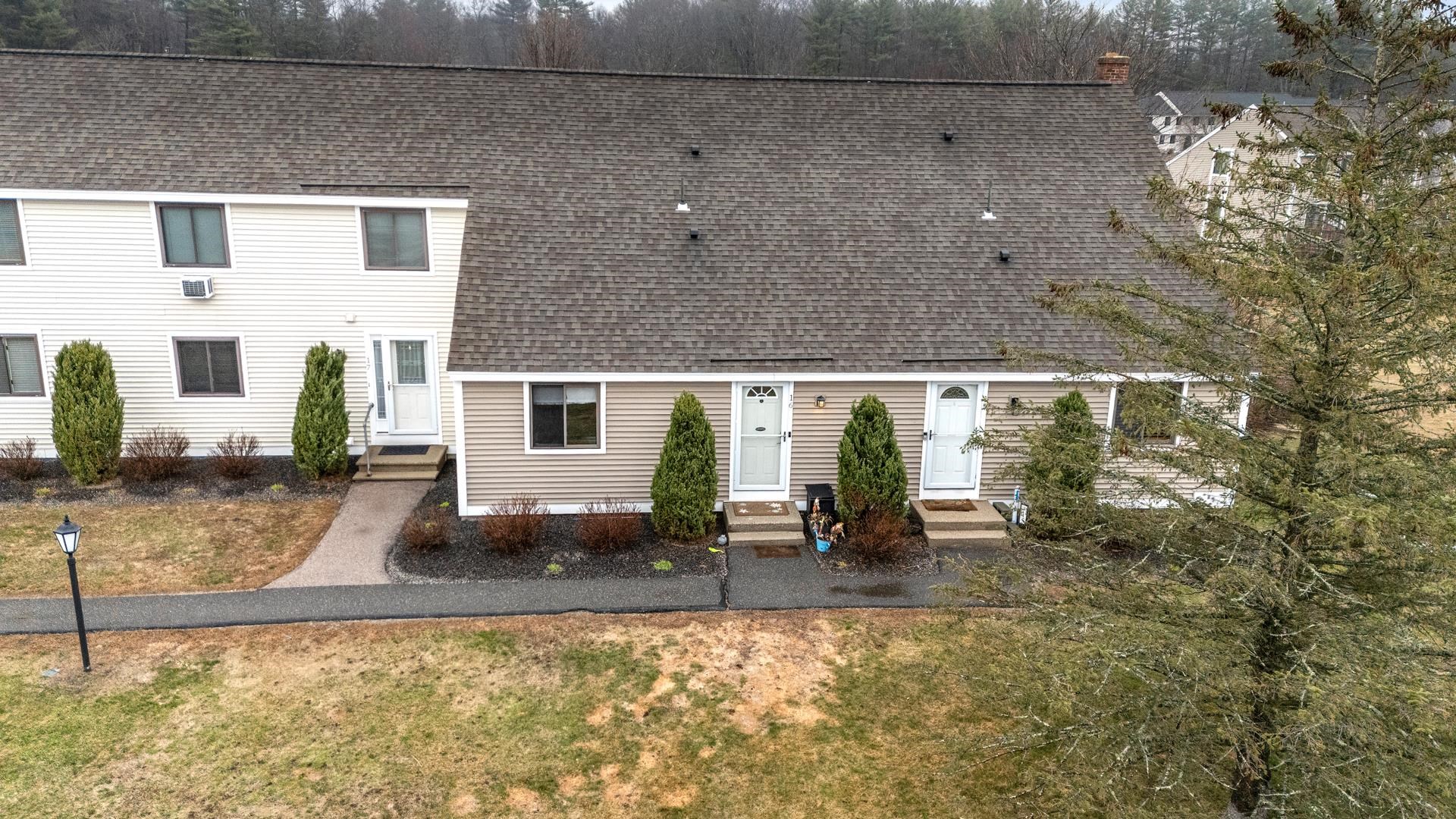 15 Pendleton Ln, Londonderry, NH 03053