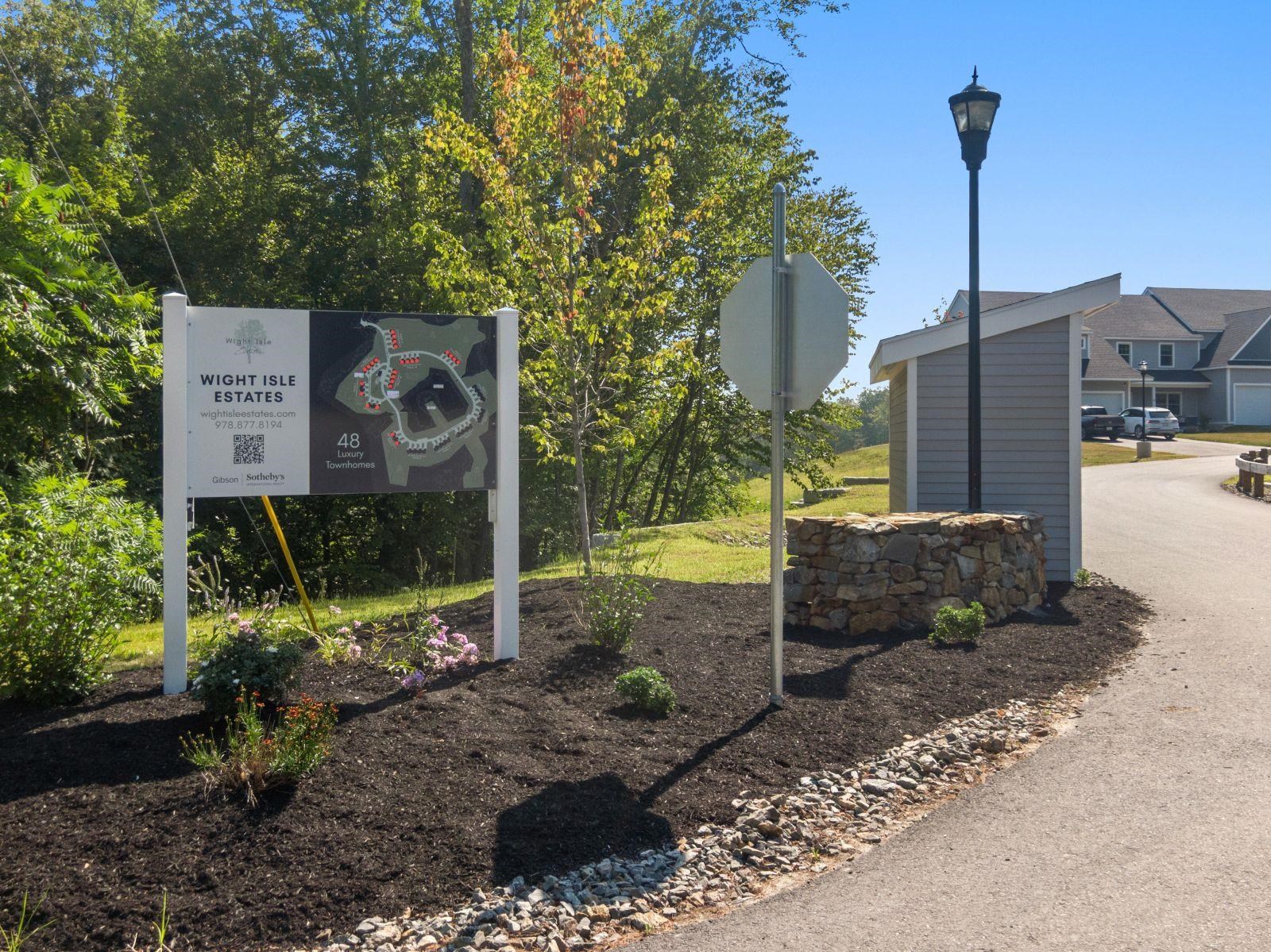 75 Driftwood Cir #29, Sandown, NH 03873