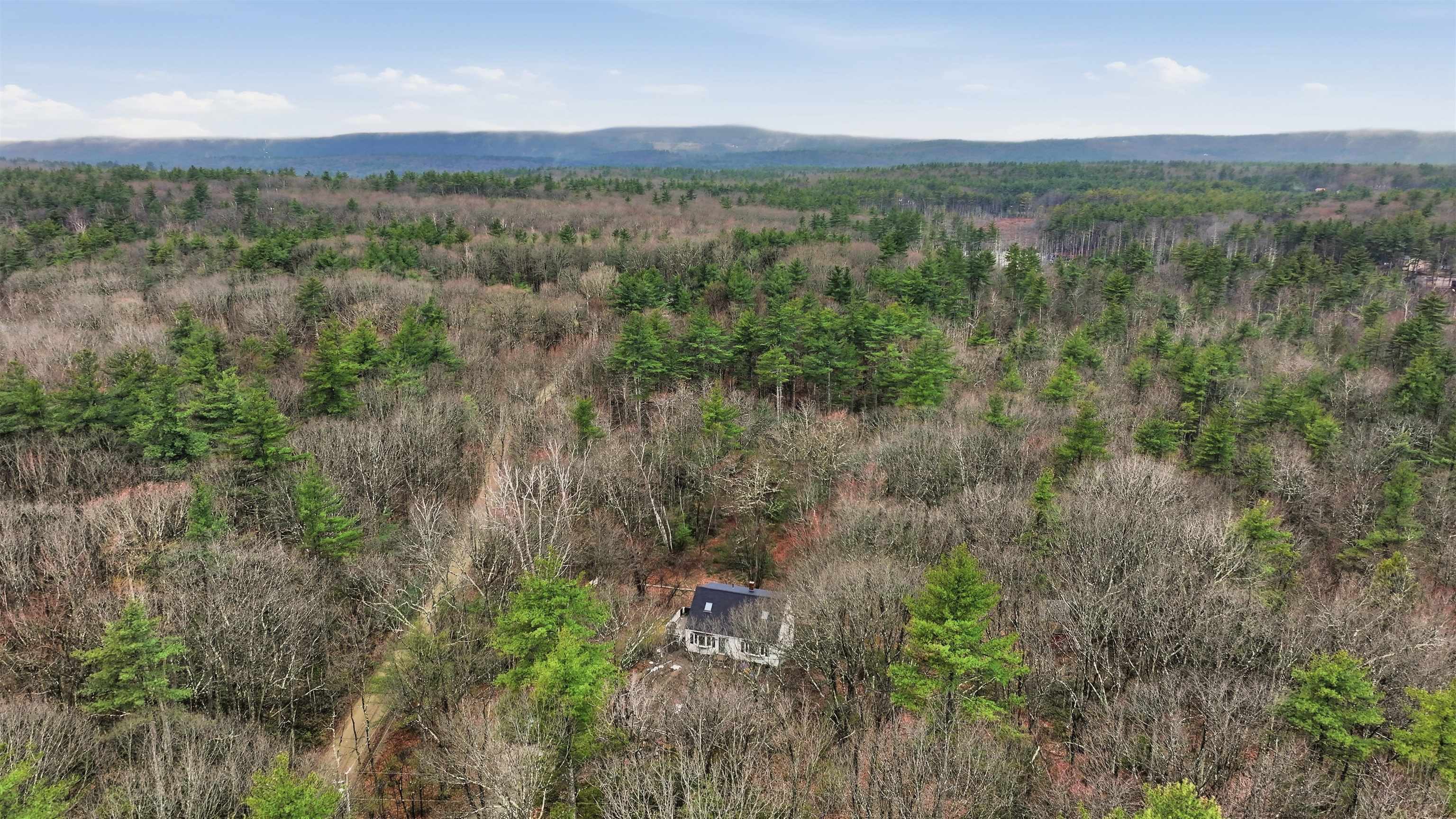 410 Hurricane Hill Rd, Mason, NH 03048