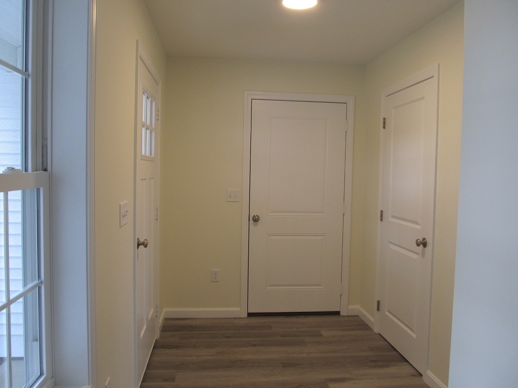 2 Ashley Ave, Hinsdale, NH 03451