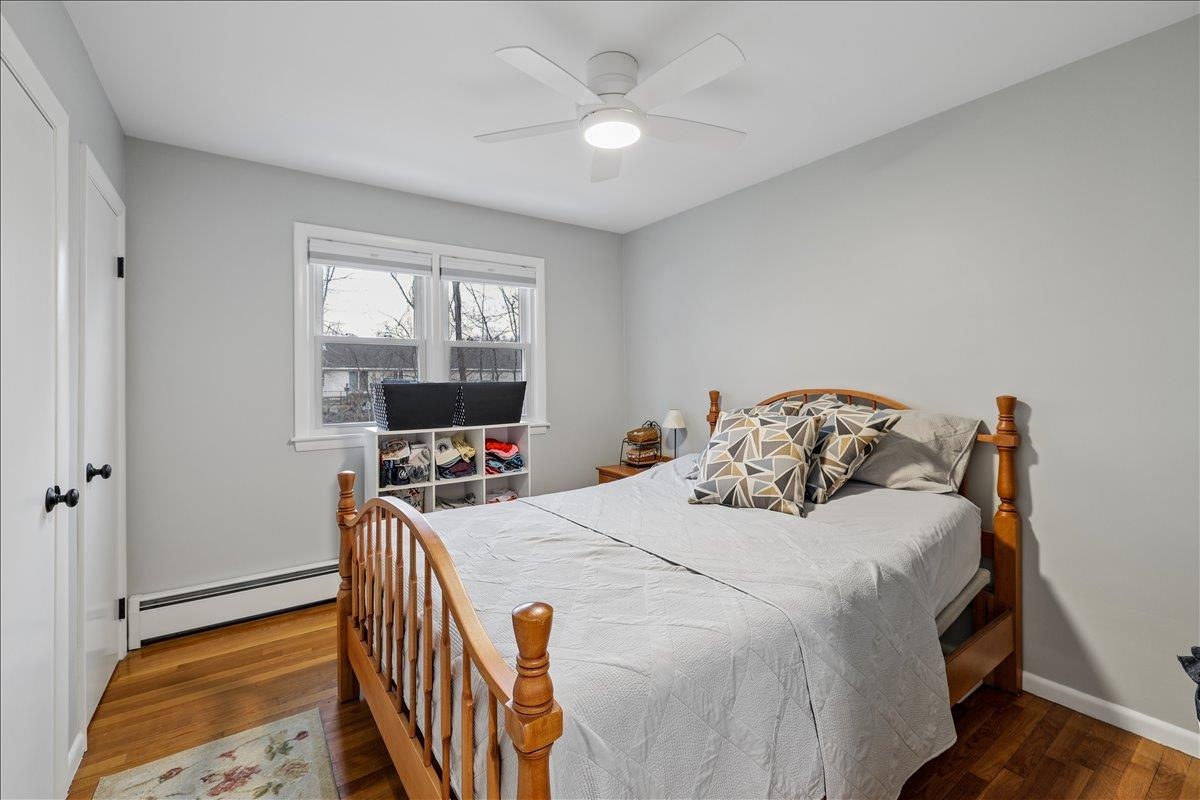 26 Bert St, Hooksett, NH 03106