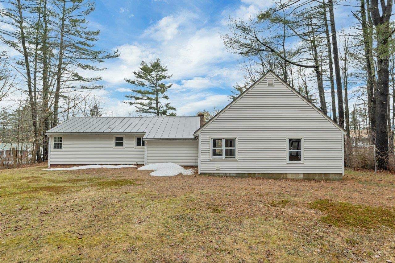 62 Highland Mountain Rd, Northfield, NH 03276
