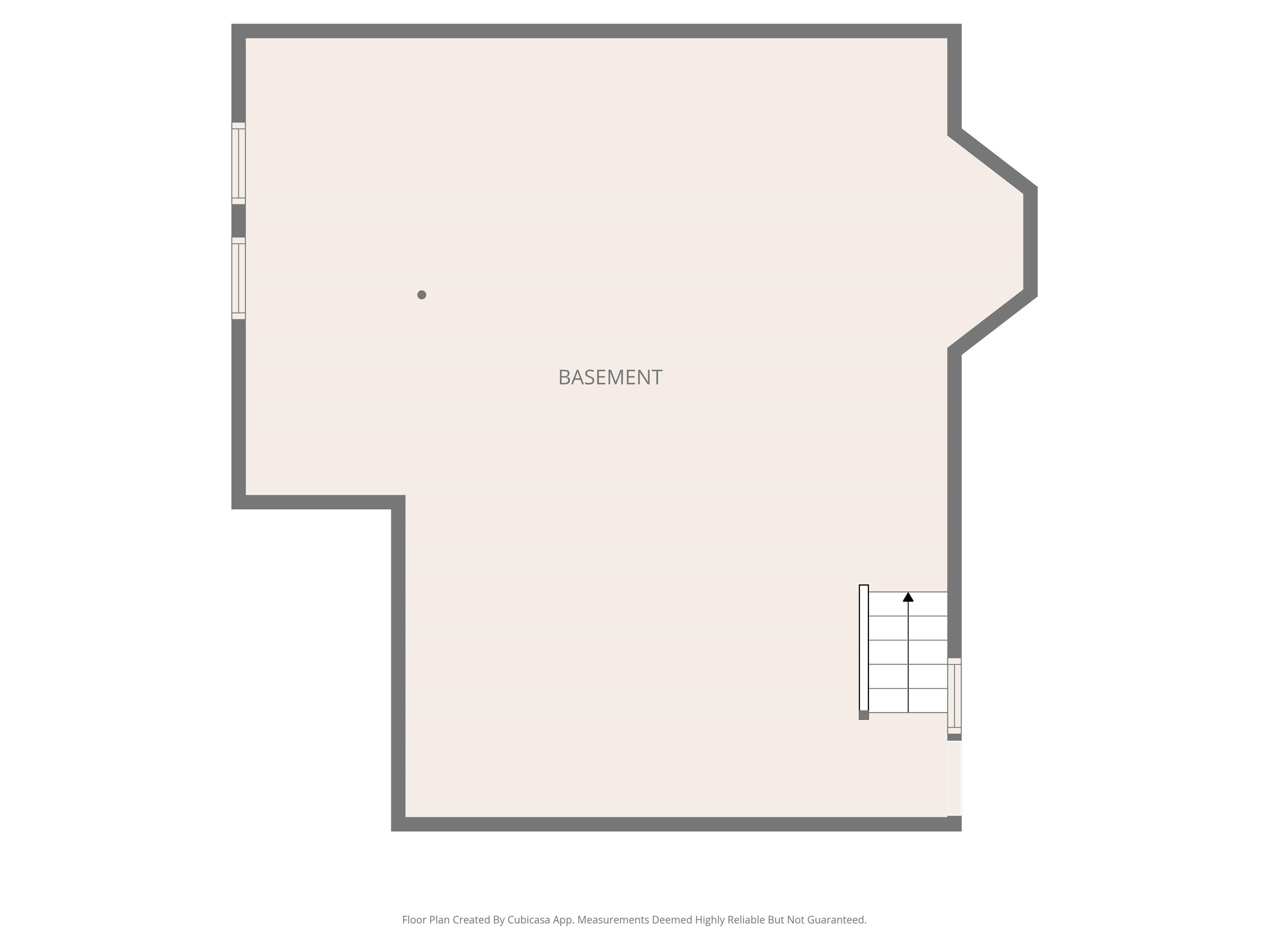 12 Millard St, Pembroke, NH 03275