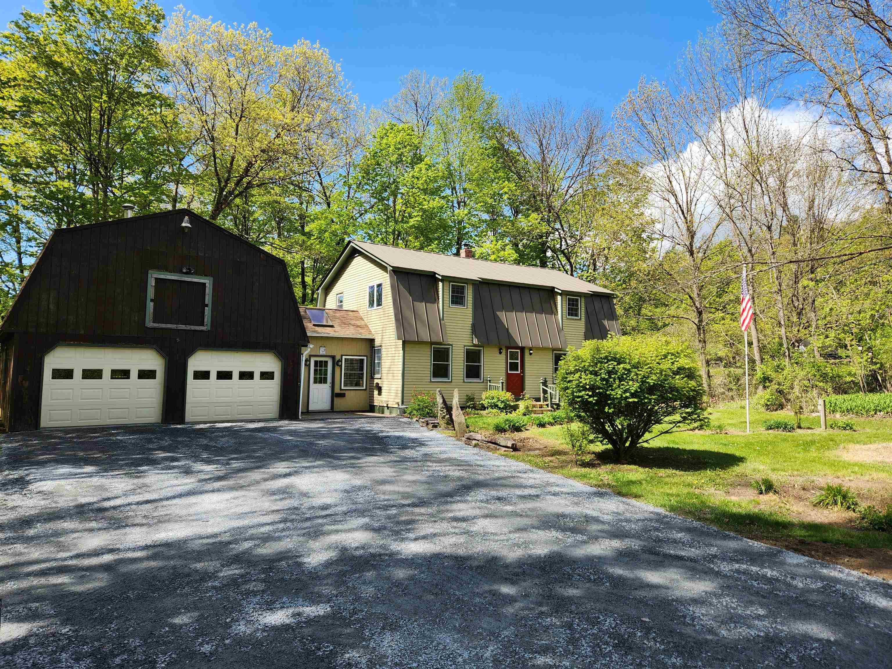 579 Town House Rd, Cornish, NH 03745