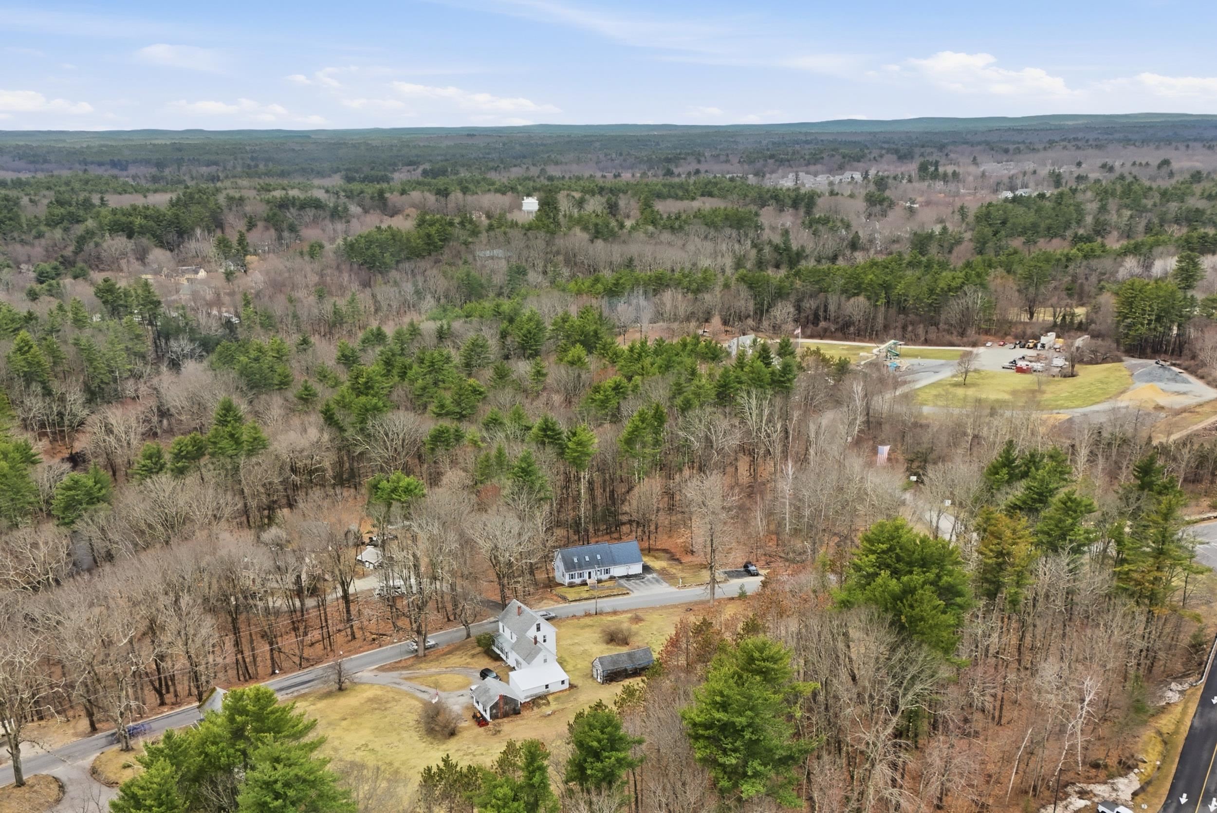 24 Prescott Rd, Epping, NH 03042