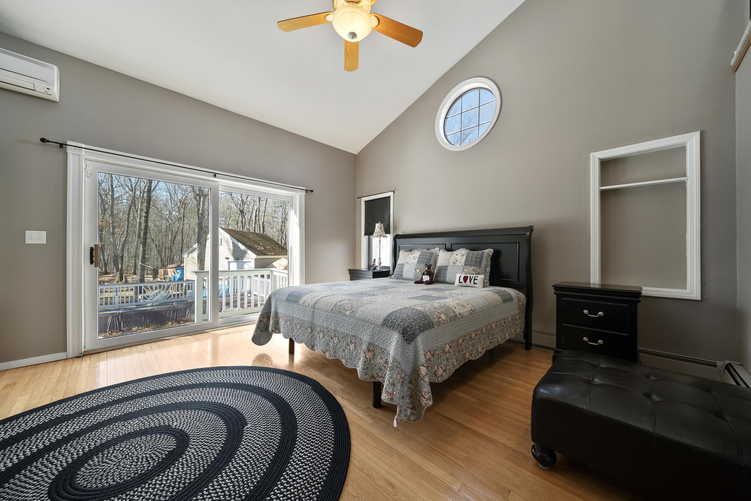 2 Remington Ct, Derry, NH 03038