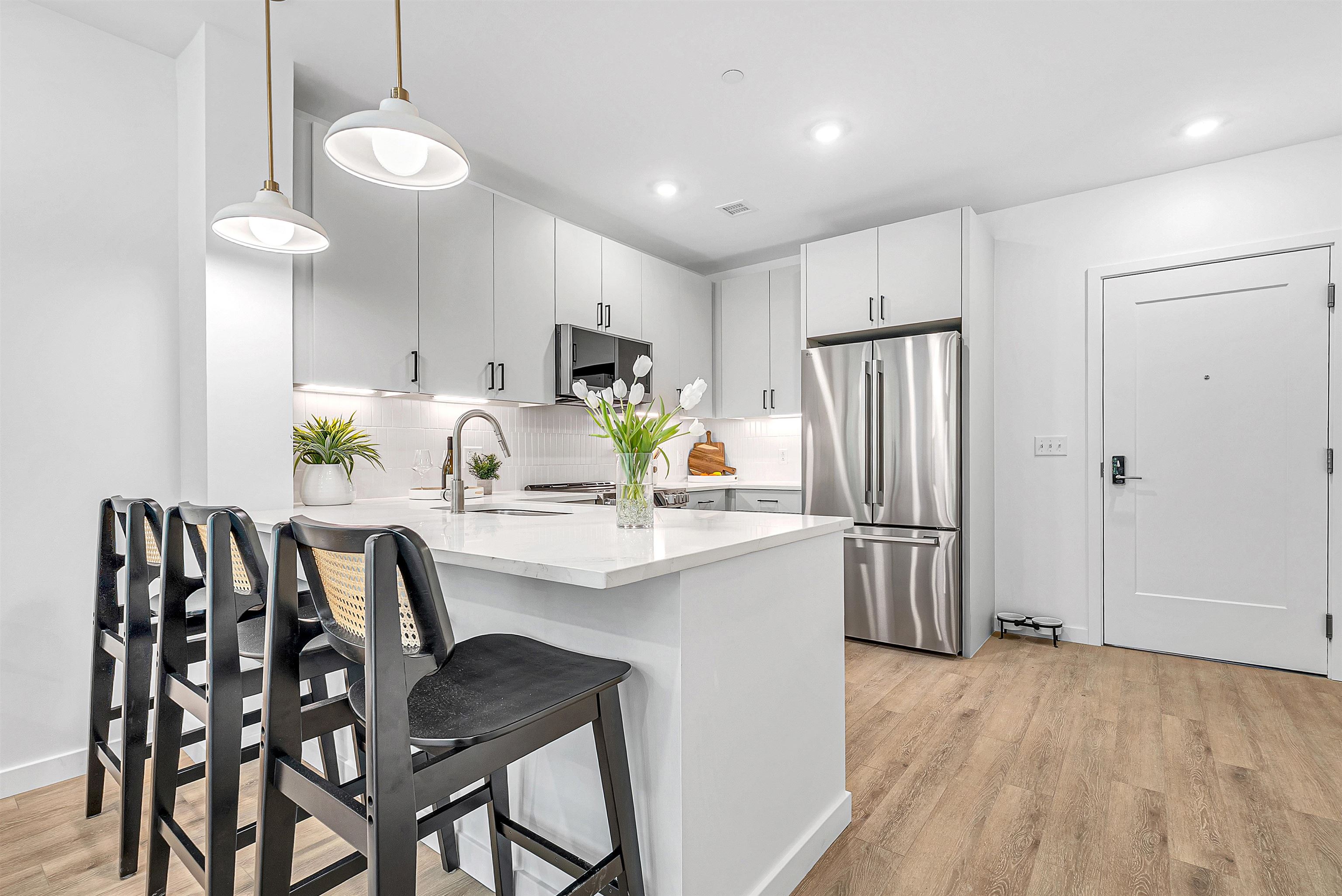 80 Constitution Ave, Portsmouth, NH 03801