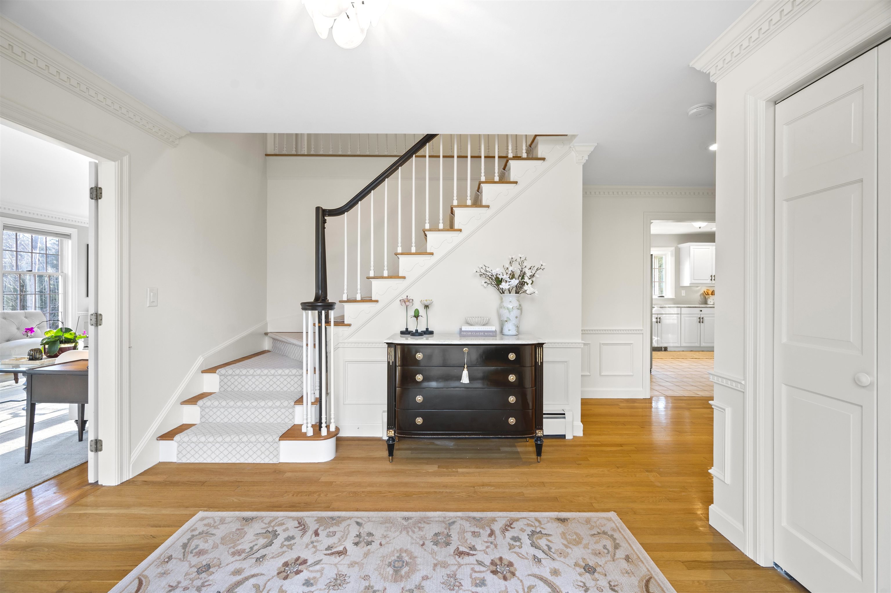 19 Old Milford Rd, Amherst, NH 03031