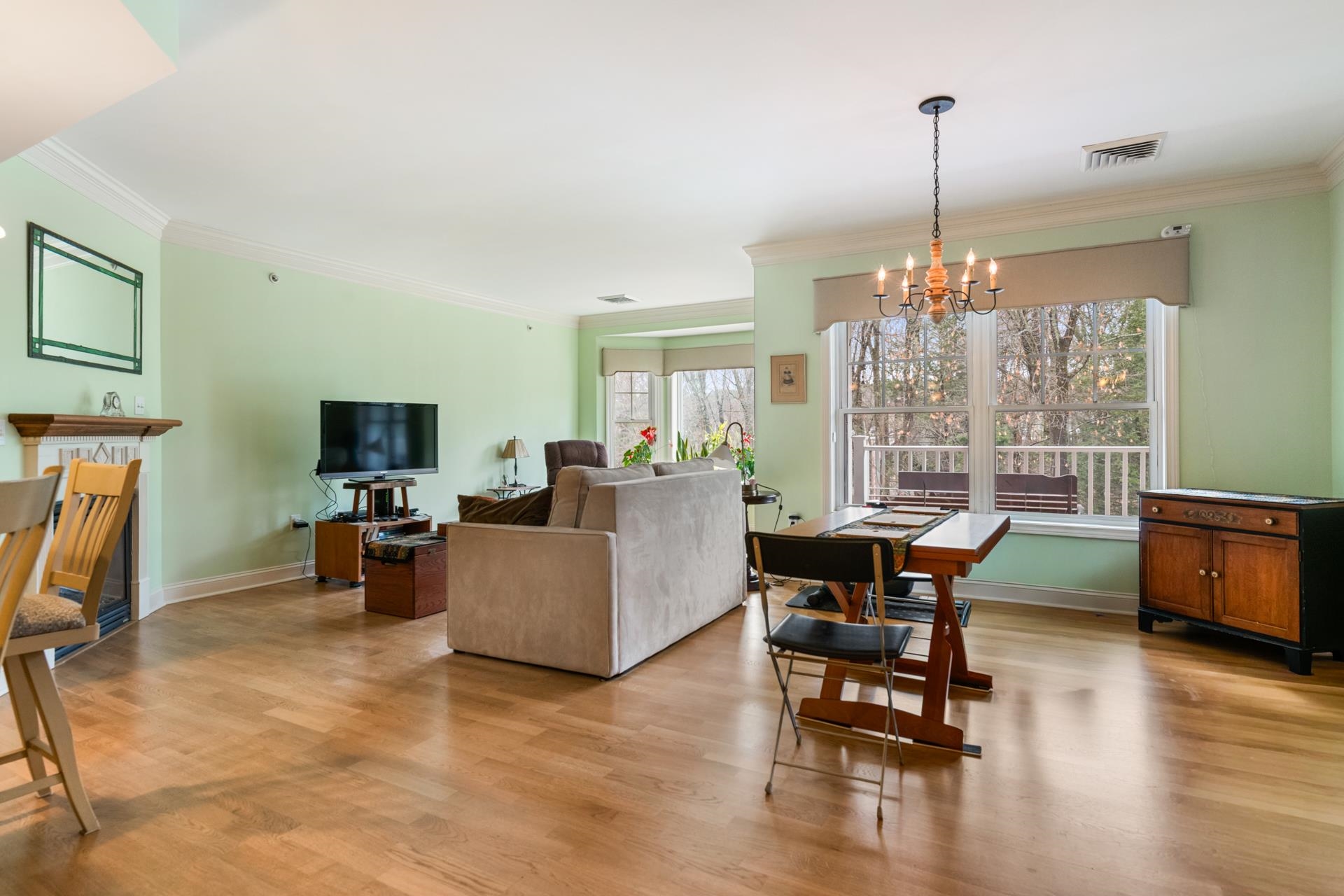 65 Hawthorne Dr #316, Bedford, NH 03110