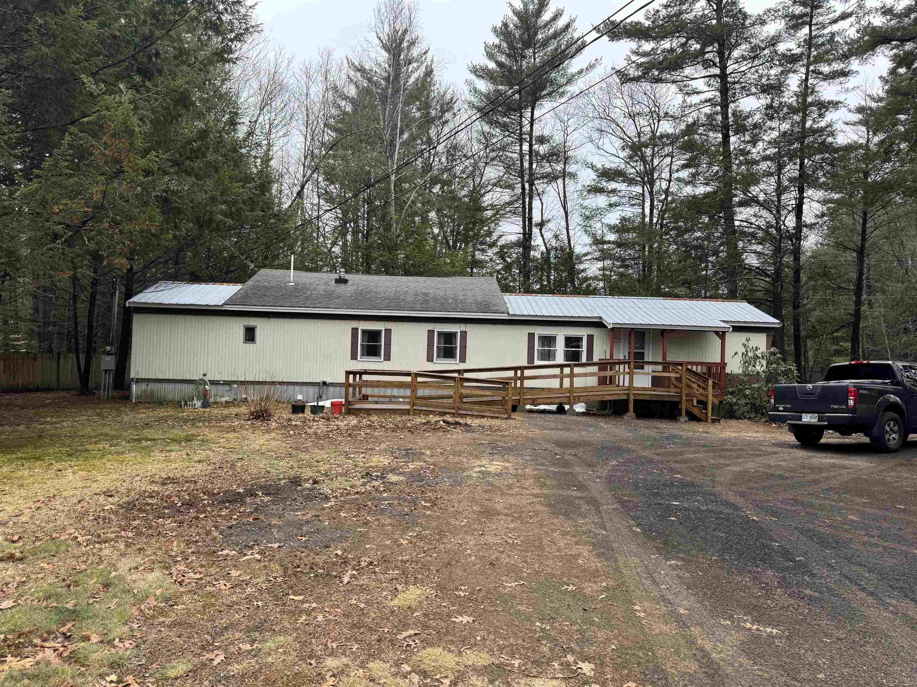 5 Coopers Grove Rd, Kingston, NH 03848