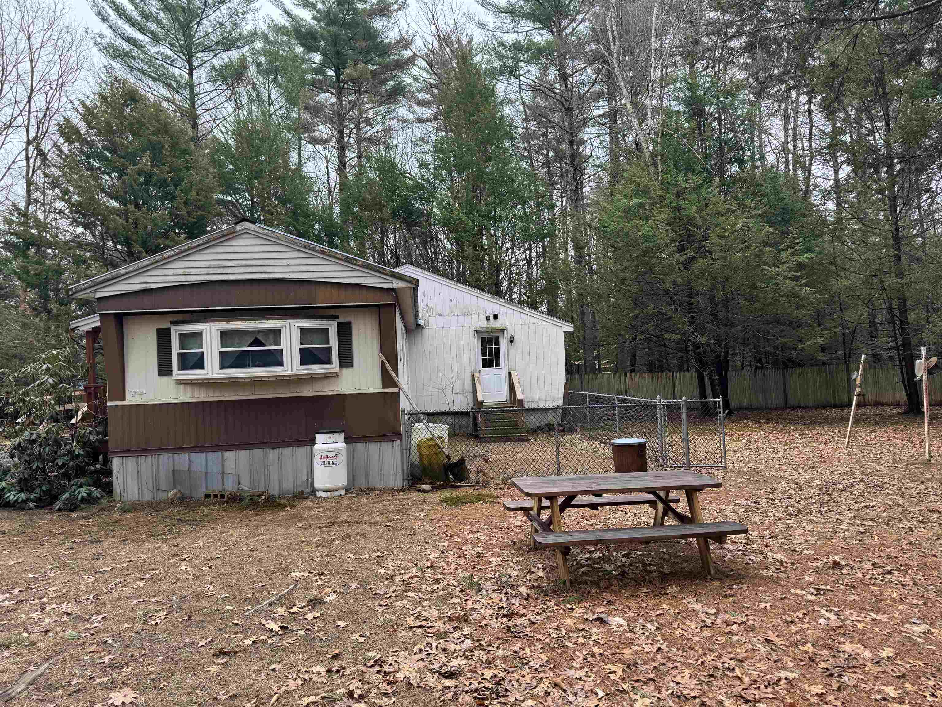5 Coopers Grove Rd, Kingston, NH 03848