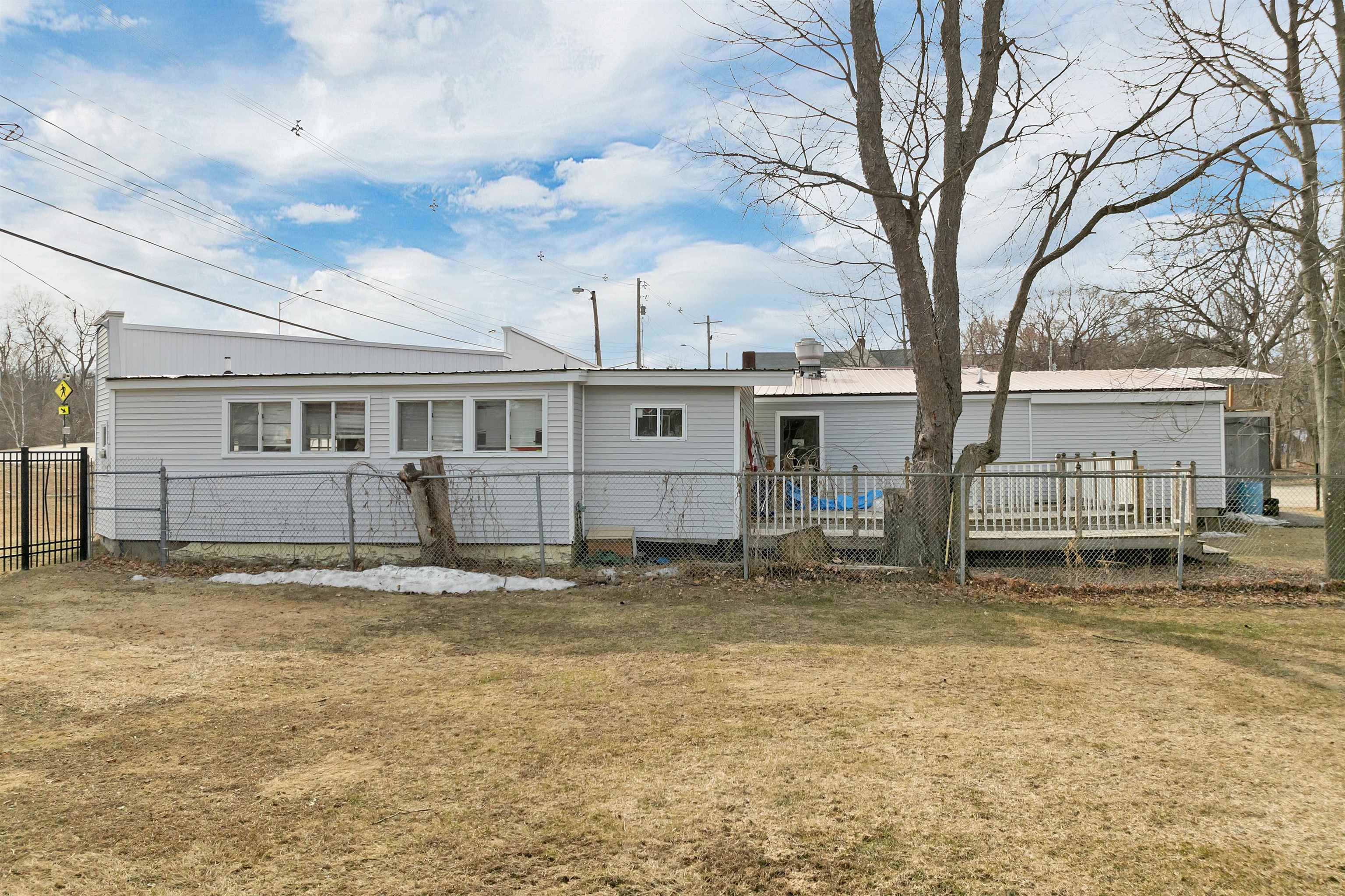 138 New Hampshire Route 175a Hw, Holderness, NH 03245