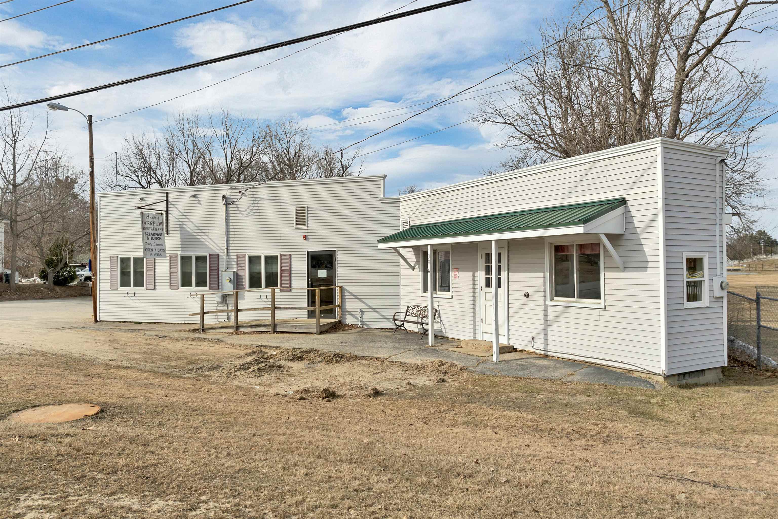 138 New Hampshire Route 175a Hw, Holderness, NH 03245