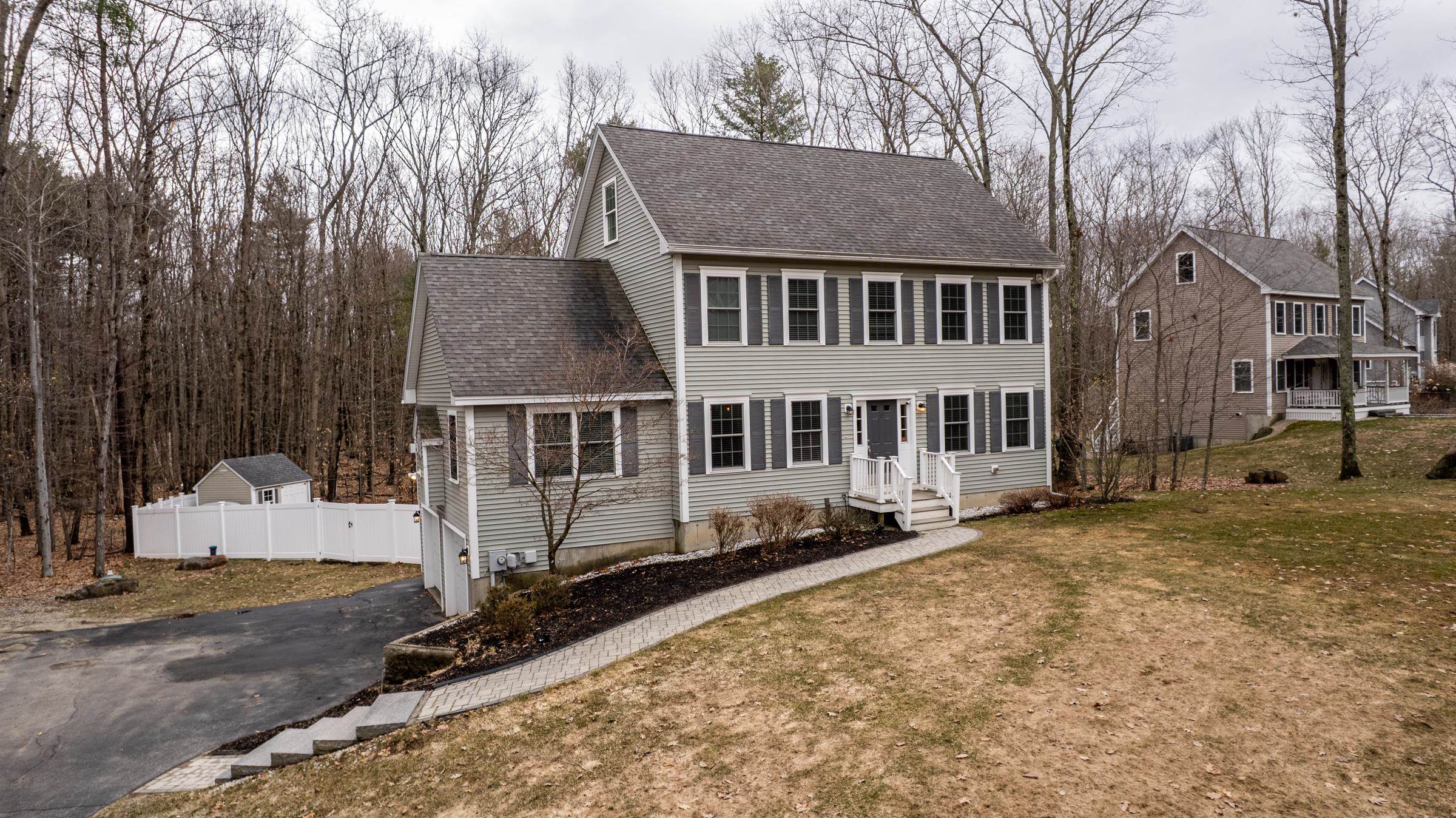 18 Piscataqua Rd, Dover, NH 03820
