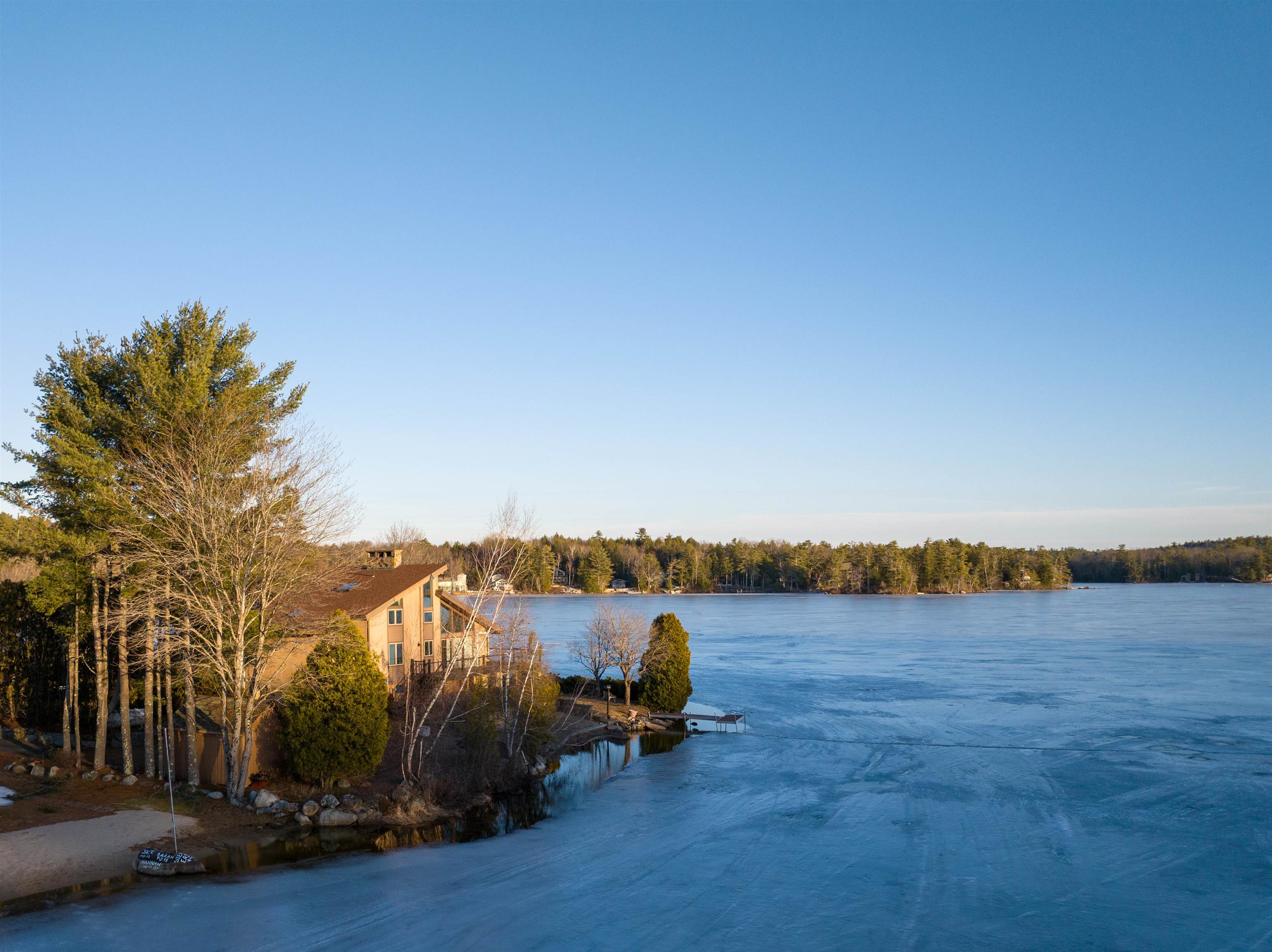 26 Myrtle Dr, Moultonborough, NH 03254