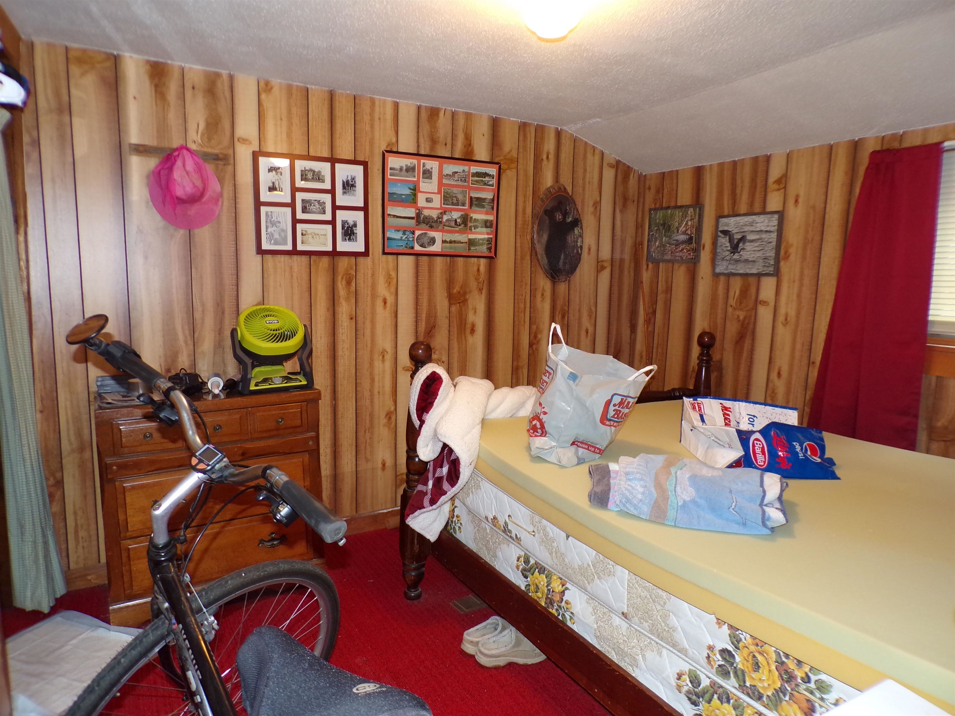 40 Lark St, Franklin, NH 03235