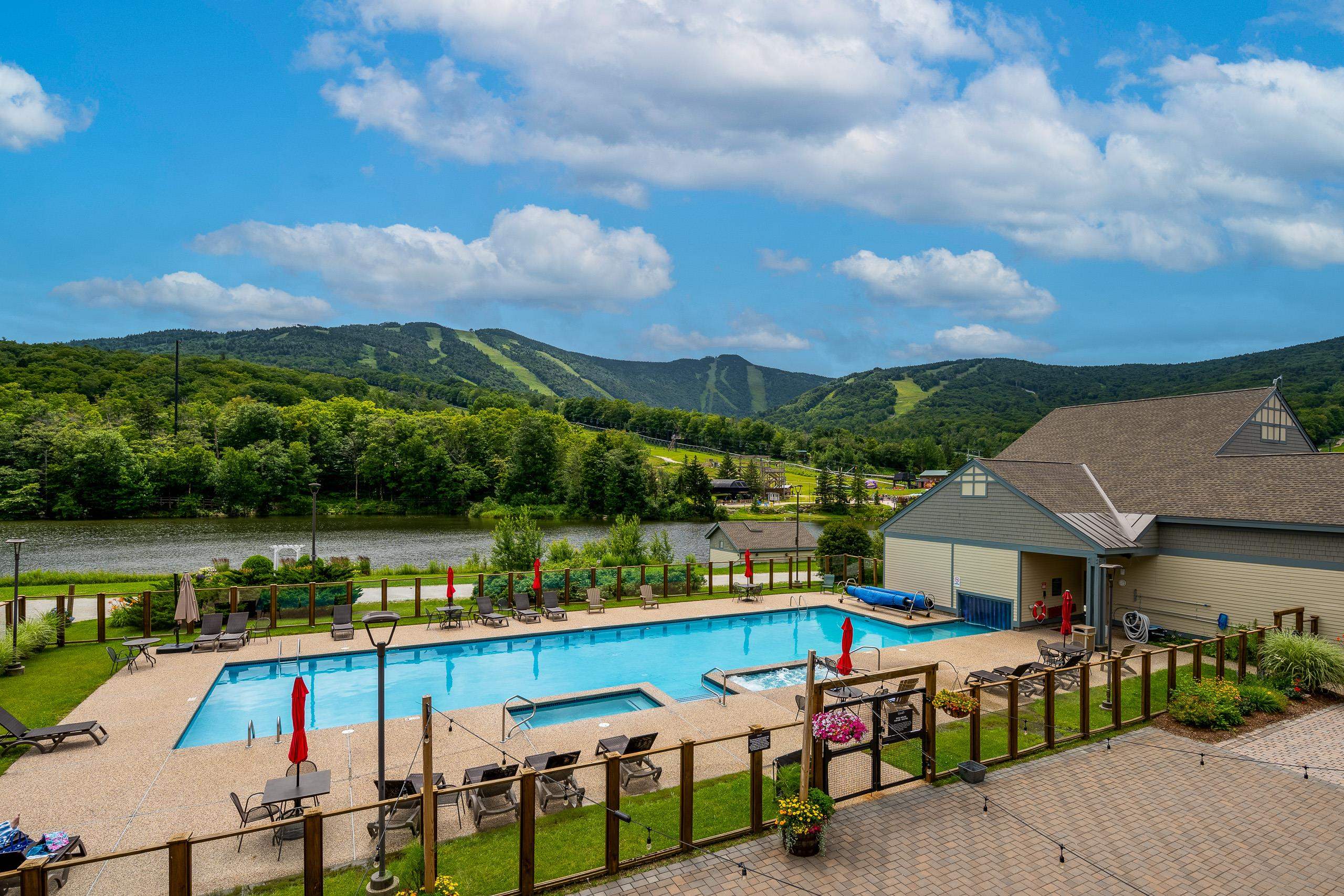 Killington VT&nbsp;Condo for sale $$145,000 $214 per sq.ft.