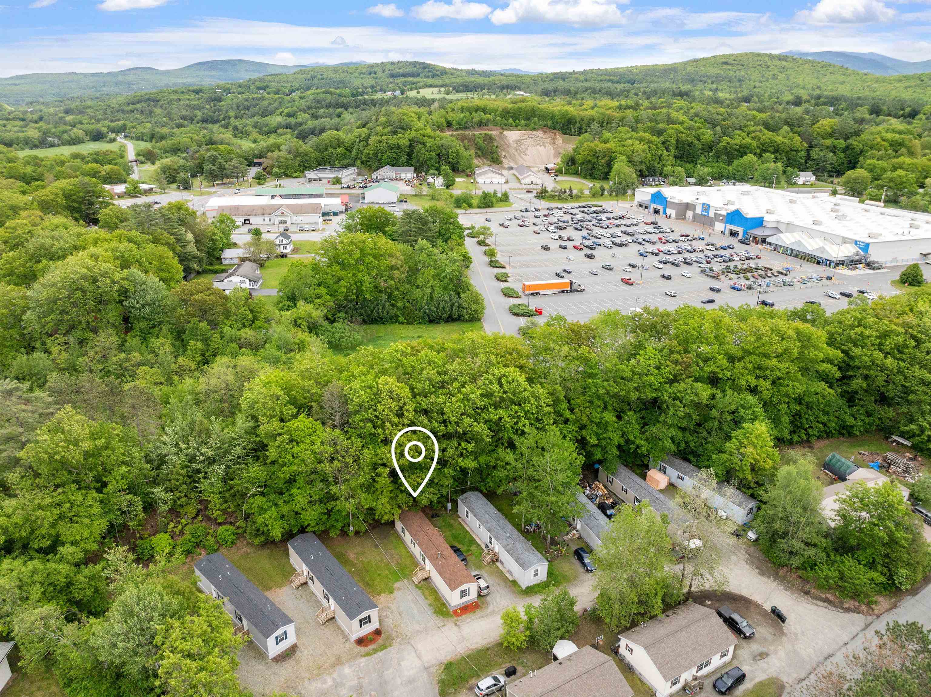 15 Trailer Park Rd, Haverhill, NH 03785