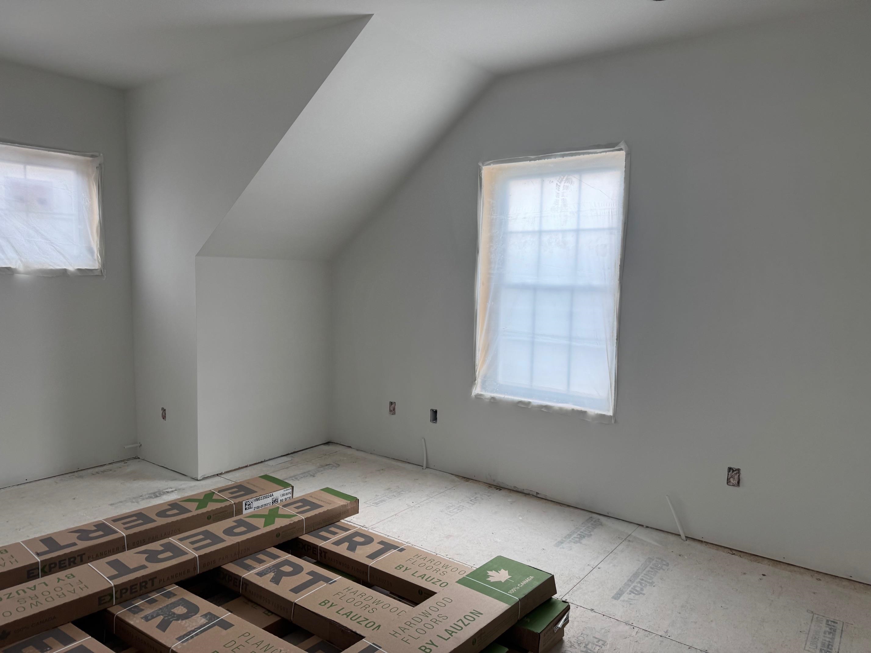 15 Rock Ridge Blvd, Lebanon, NH 03755