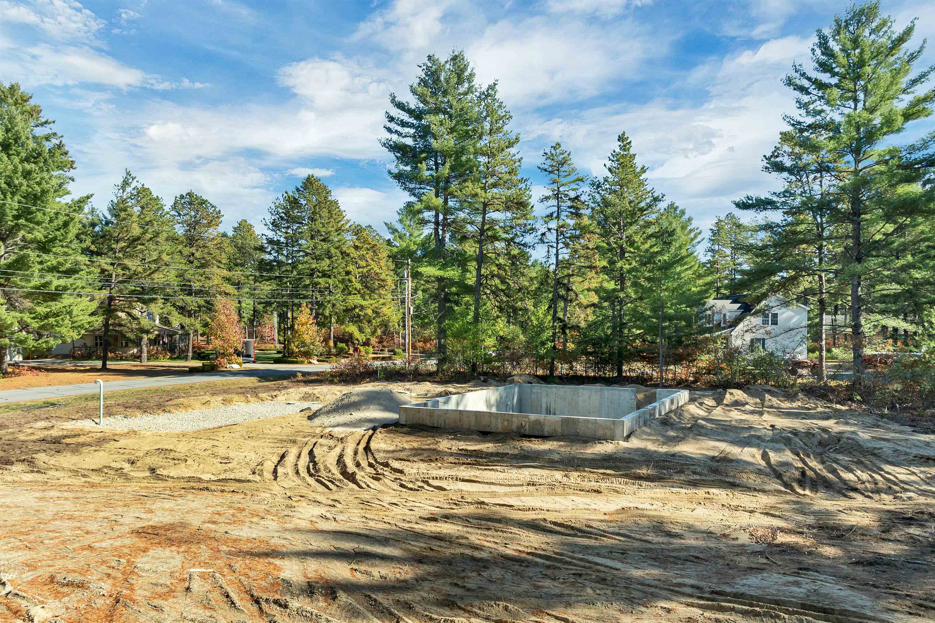 26 Logan Way, Ossipee, NH 03864