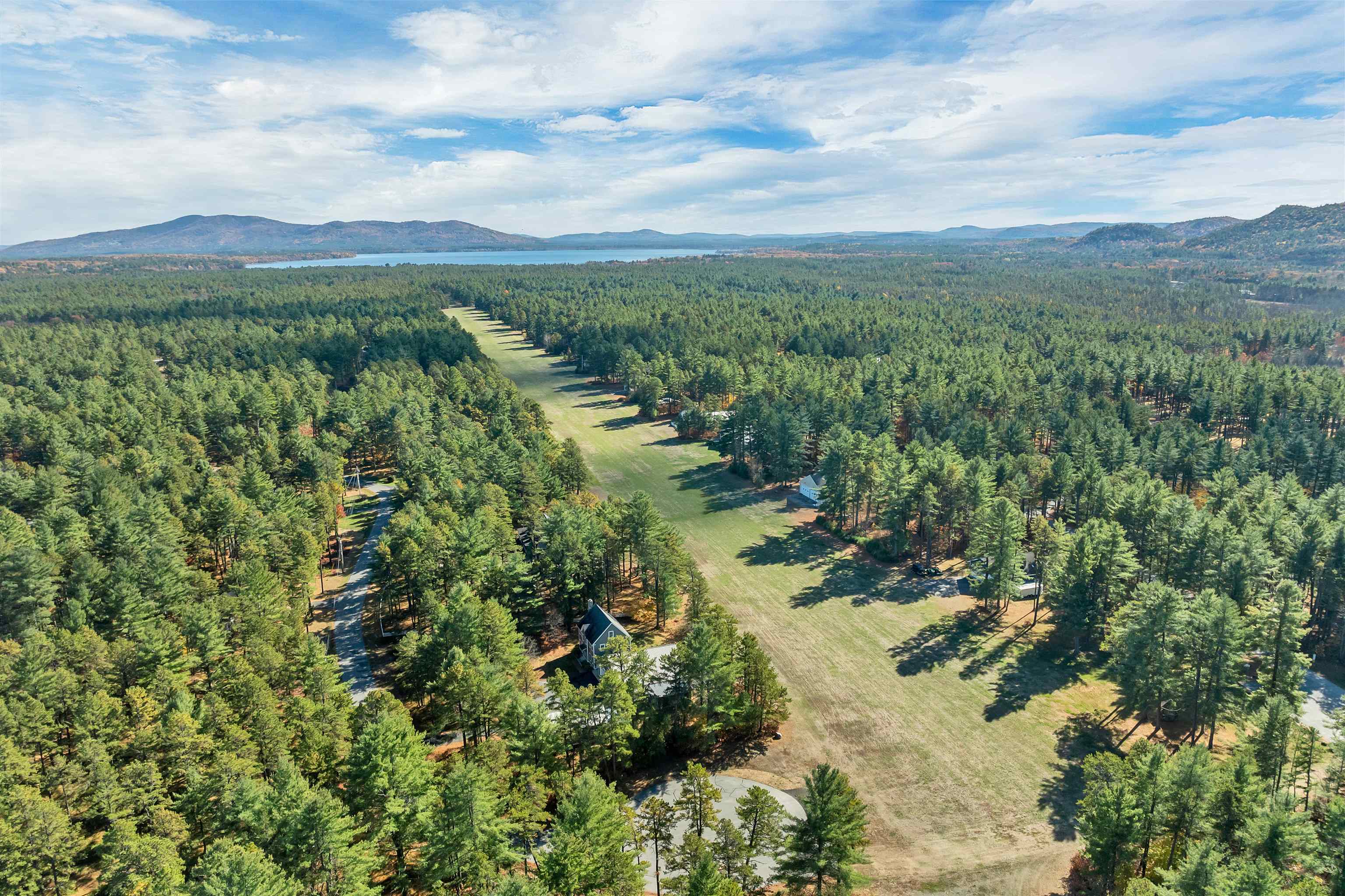 26 Logan Way, Ossipee, NH 03864