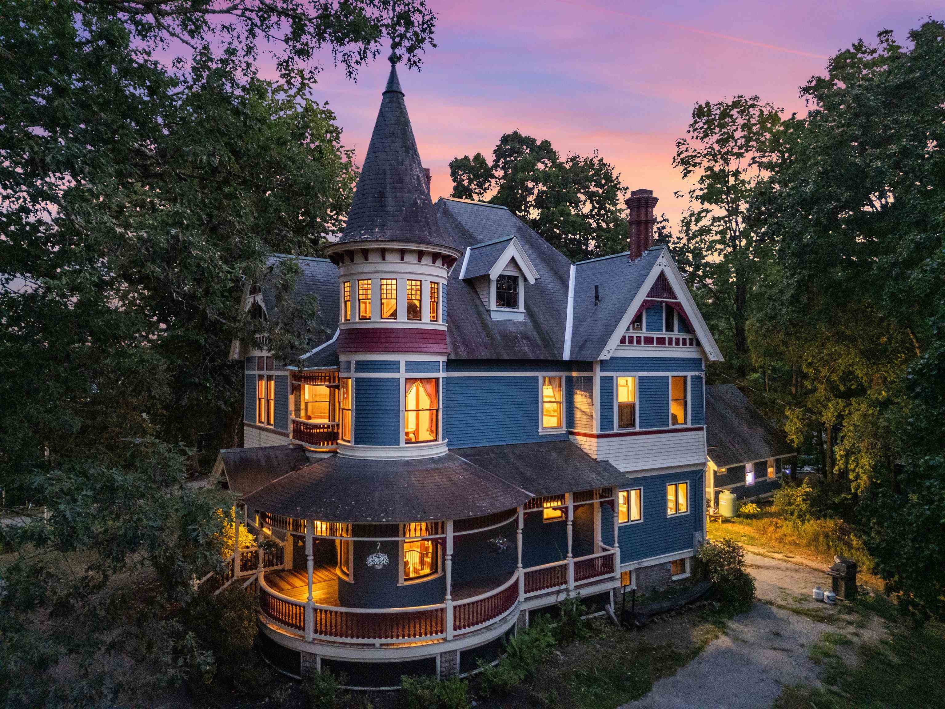 68 Center Street — photo 1