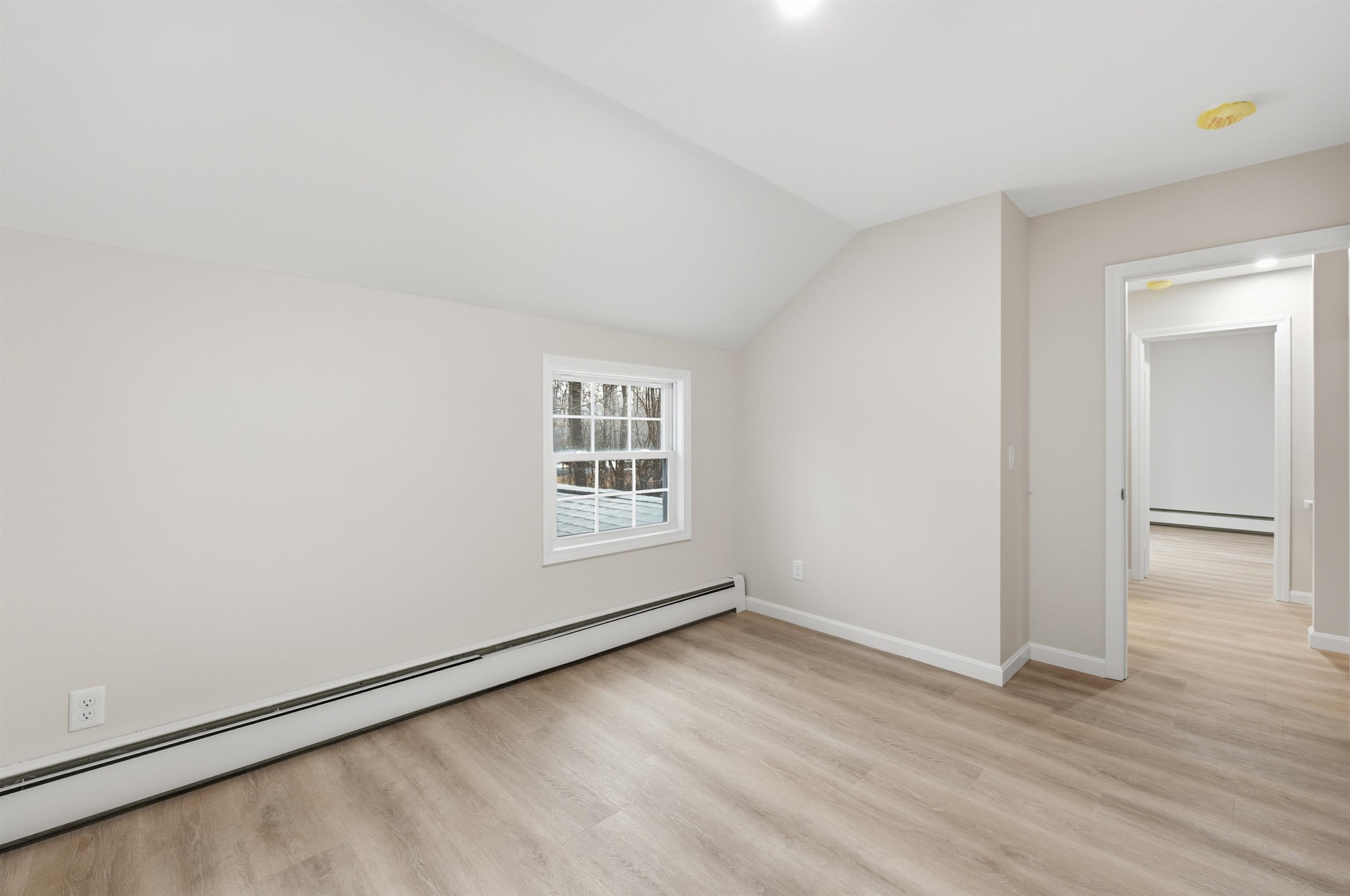 18 Hammond Rd, Milford, NH 03055