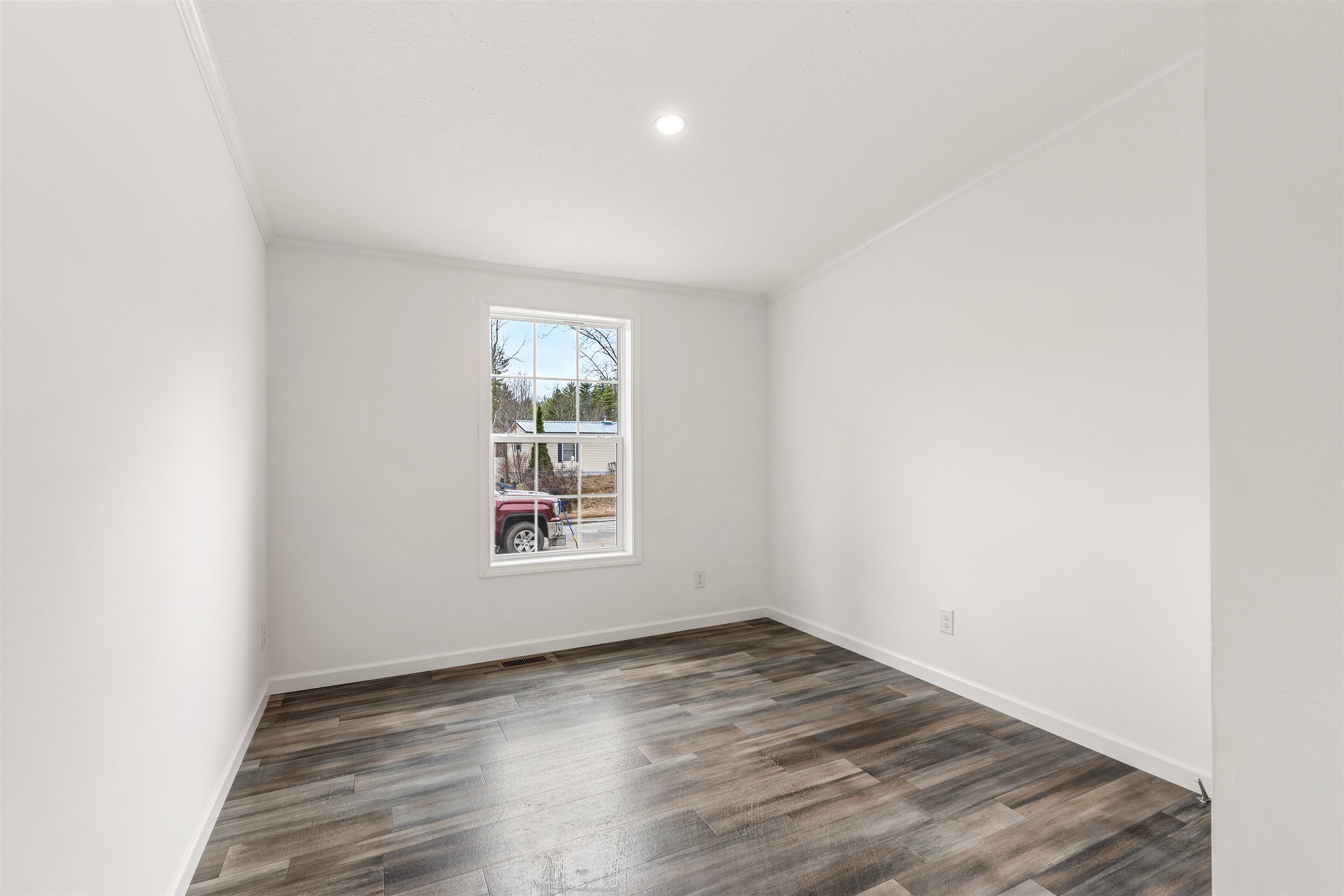 18 Martin Rd, Deering, NH 03244