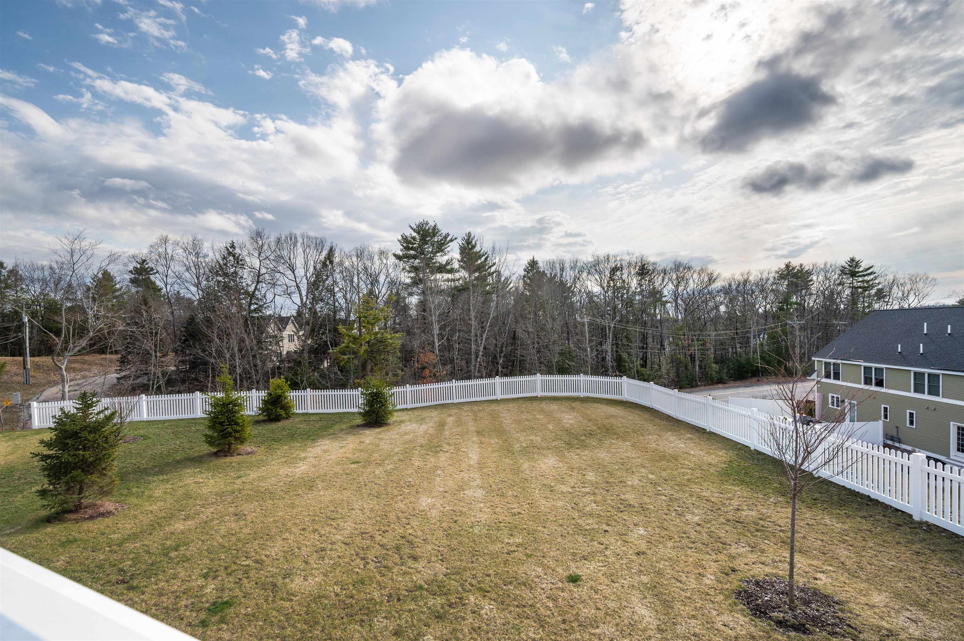 12 Summit Cir, Newmarket, NH 03857