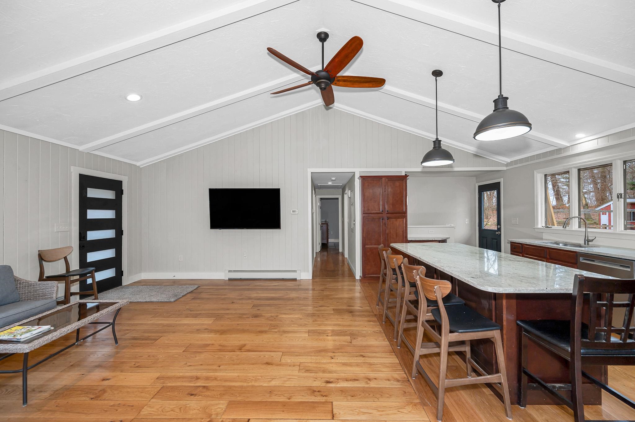 117 Stage Rd, Hampstead, NH 03841