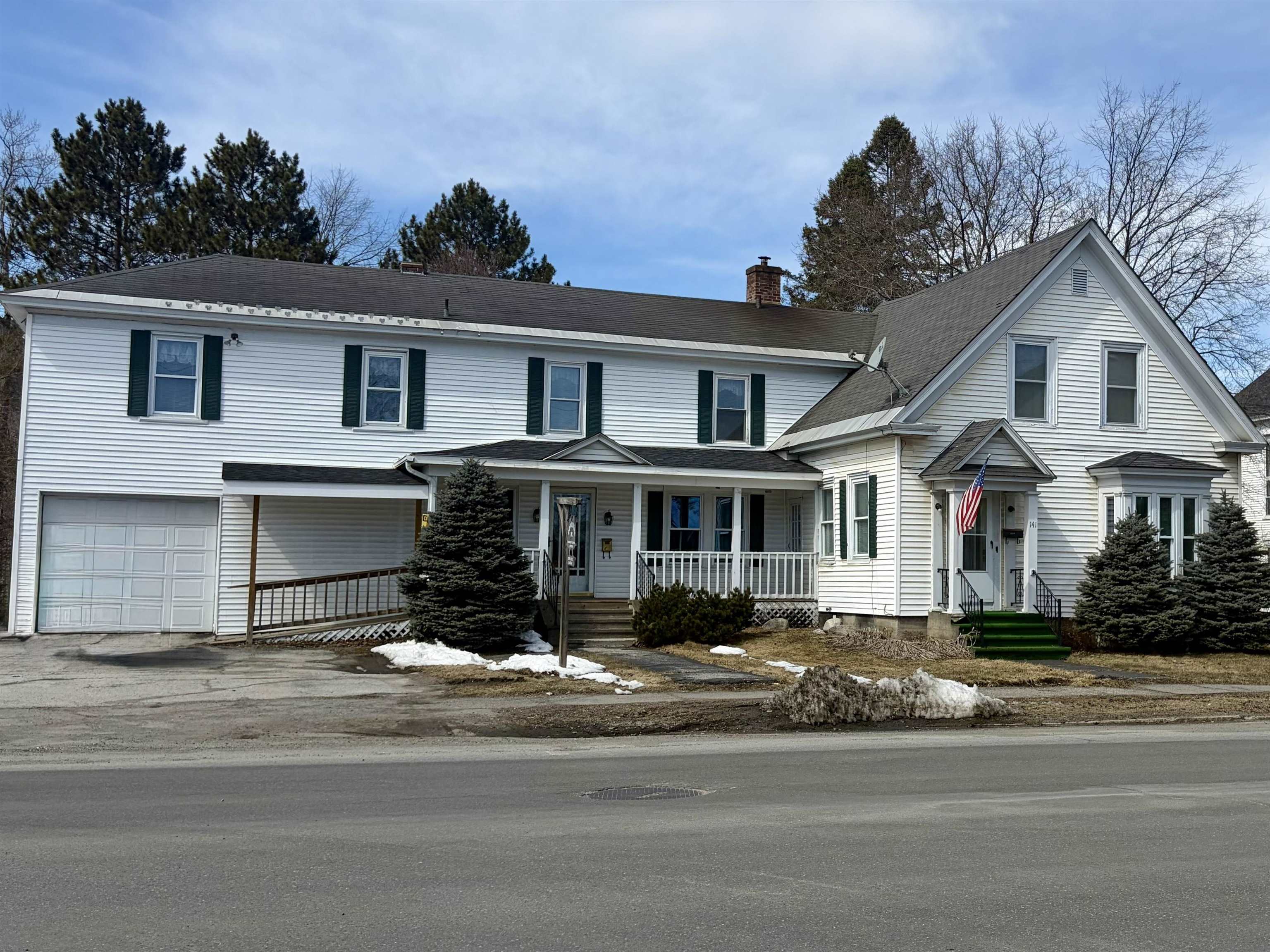 141 Main St, Colebrook, NH 03576