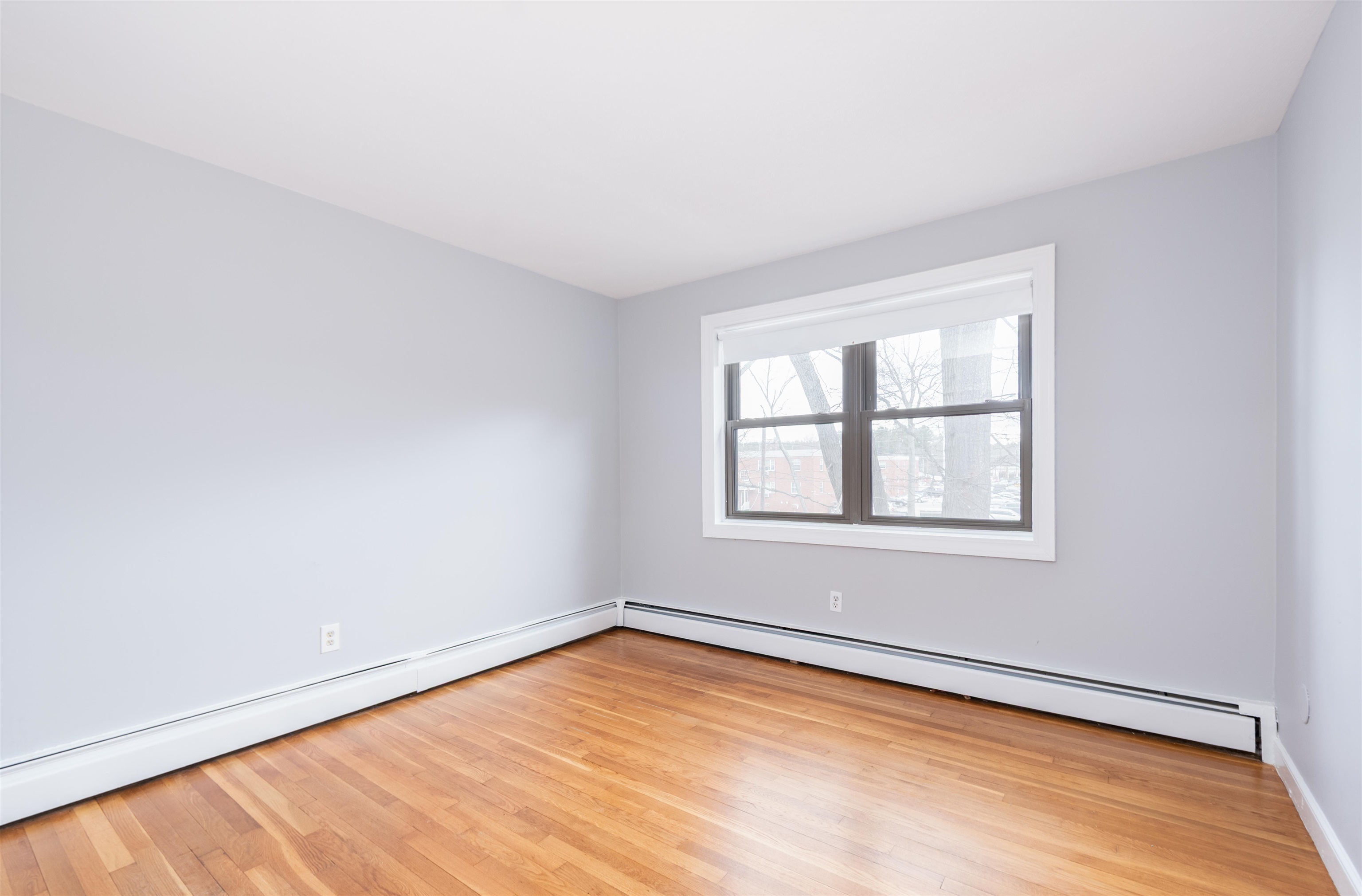 1 Brook Rd, Salem, NH 03079