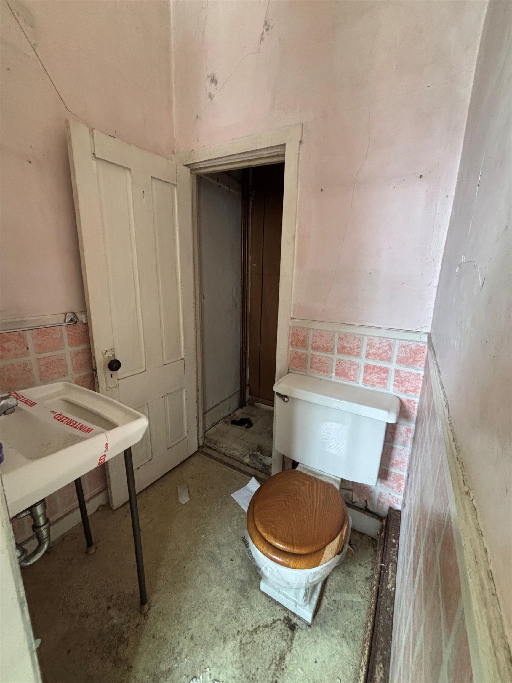 3-5 Mcfarland St, Gorham, NH 03581-0000