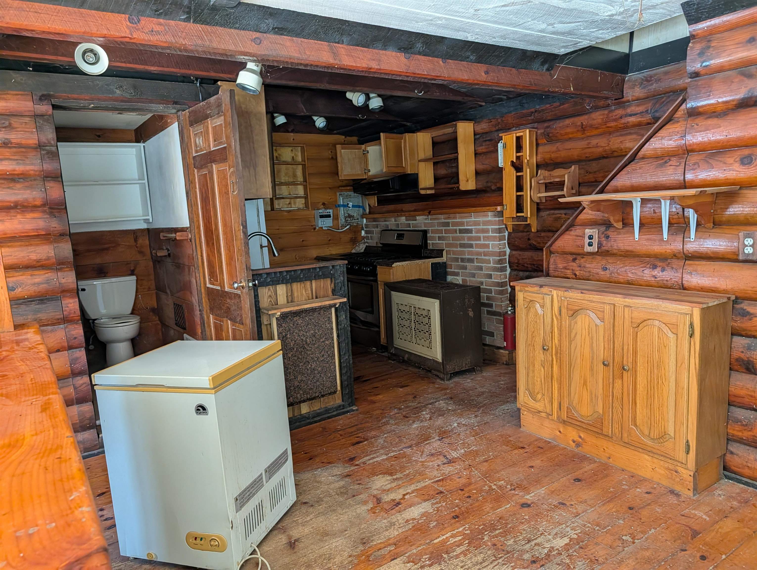 10 Darren Dr, Raymond, NH 03077