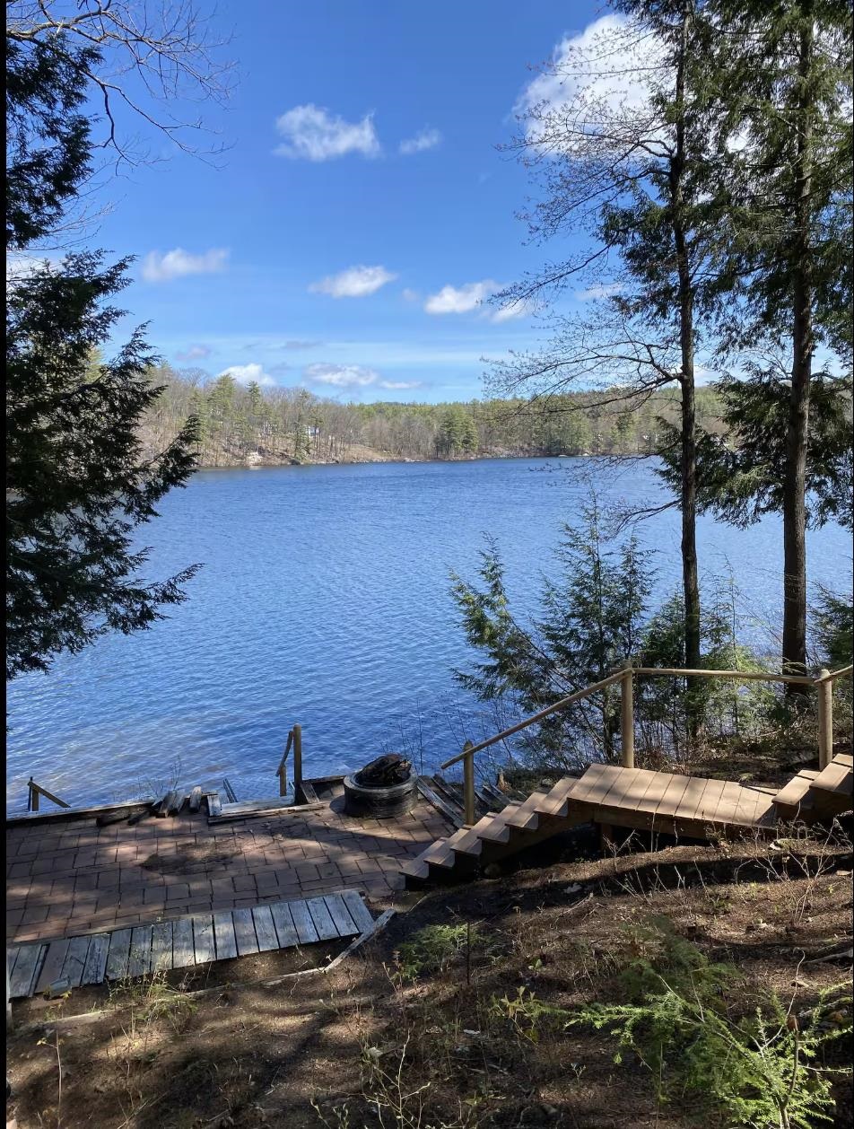 60 W Shore Rd, New Hampton, NH 03256