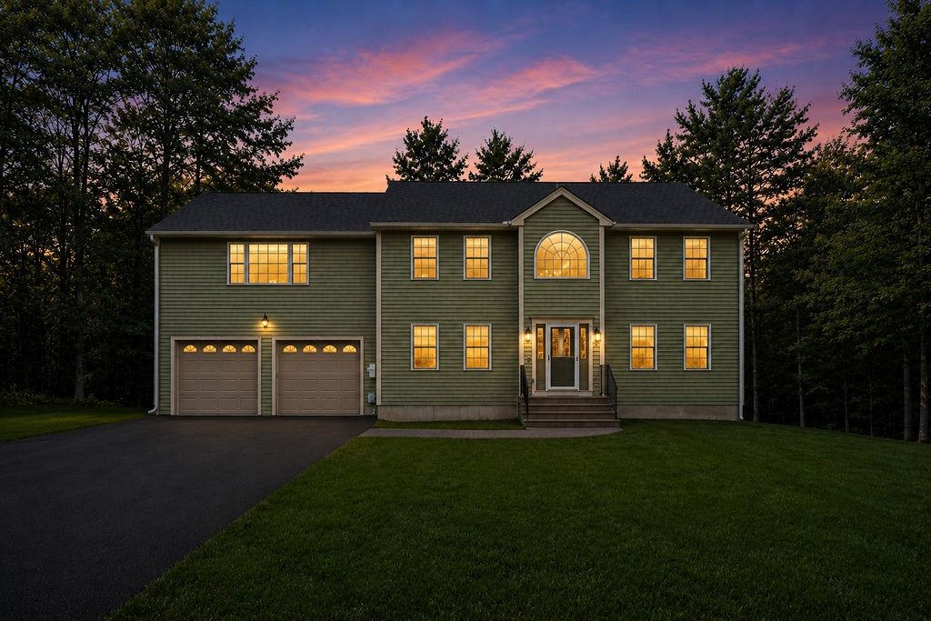 22 Lakewood Drive — photo 1