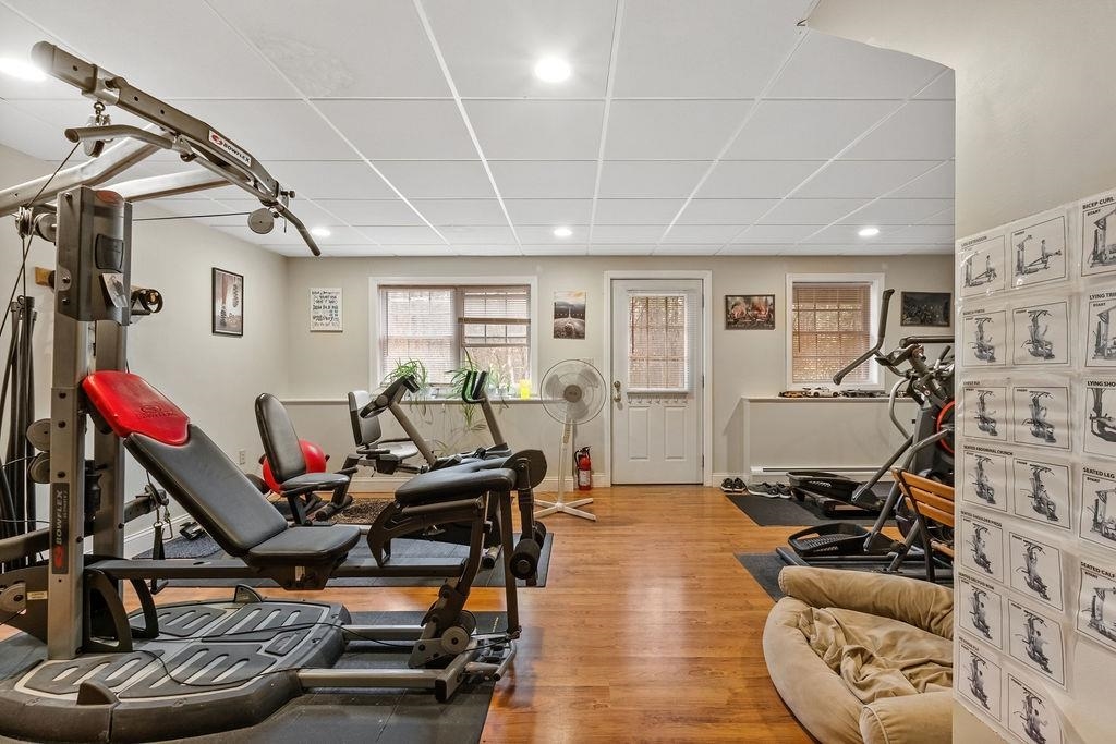 22 Lakewood Dr, Alton, NH 03810