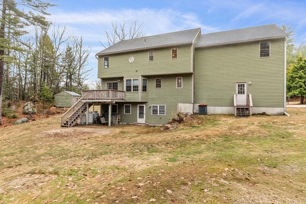 22 Lakewood Dr, Alton, NH 03810