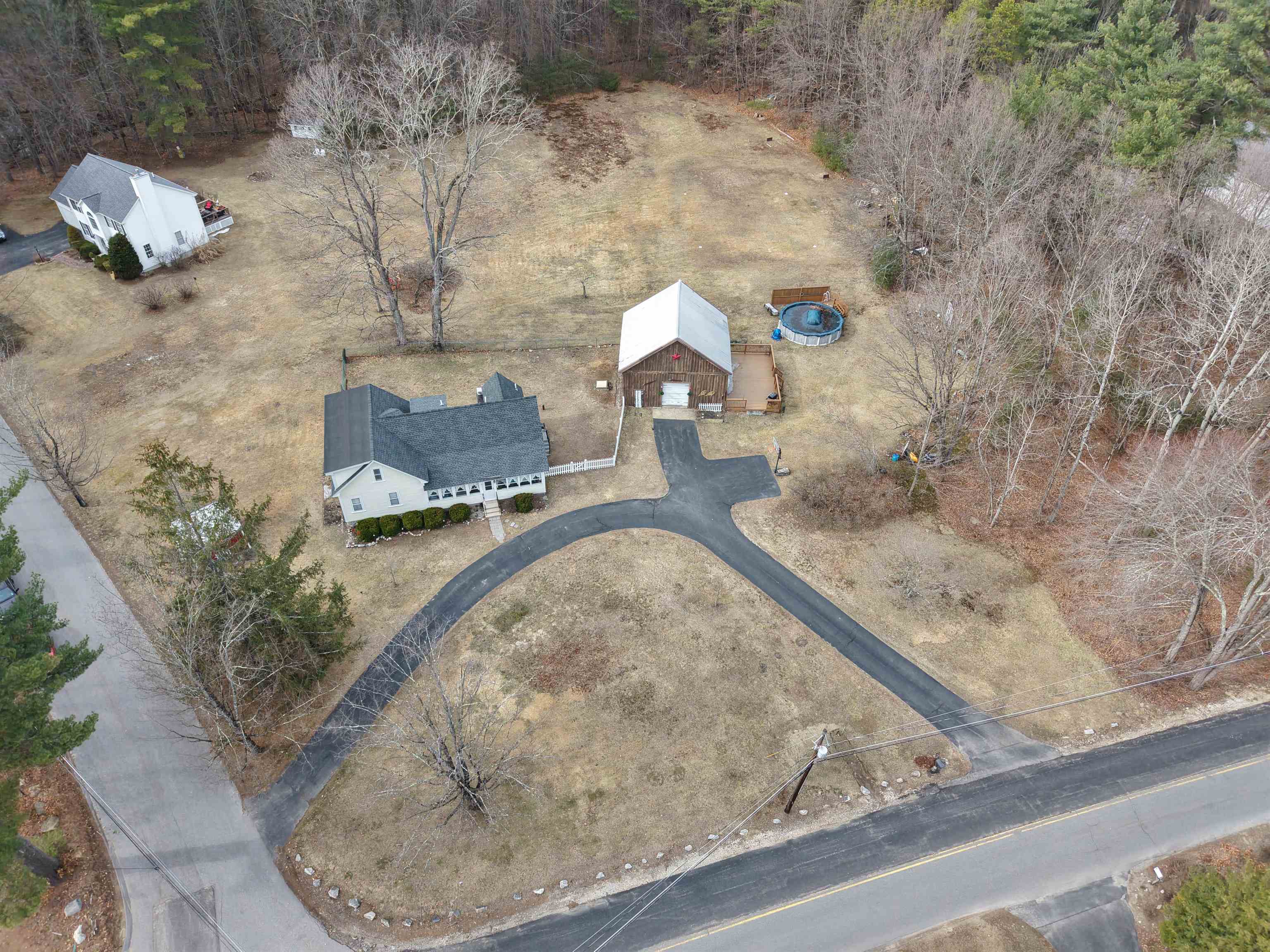 11 Wilson Hill Rd, Merrimack, NH 03054