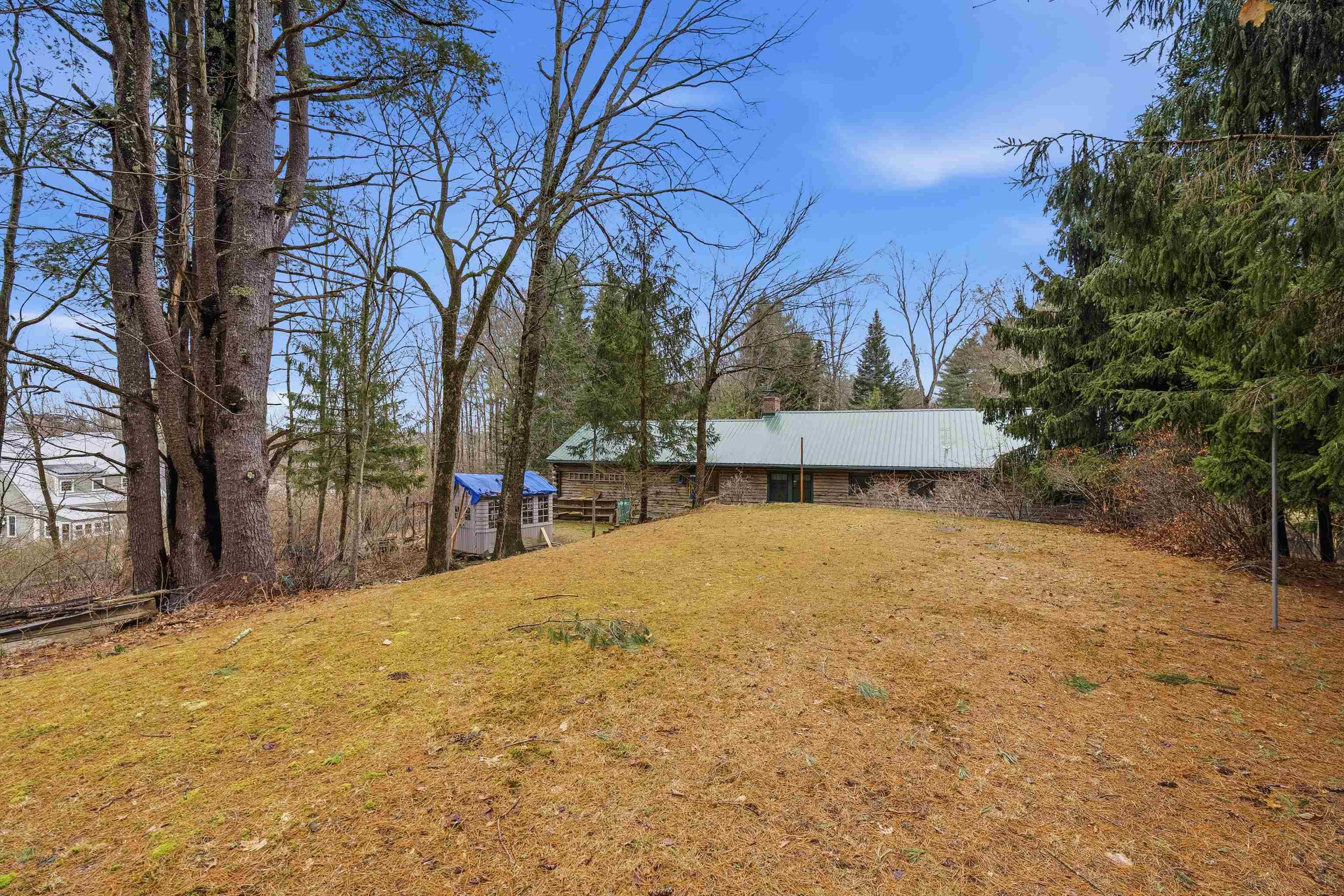 171 Crawley Falls Rd, Brentwood, NH 03833
