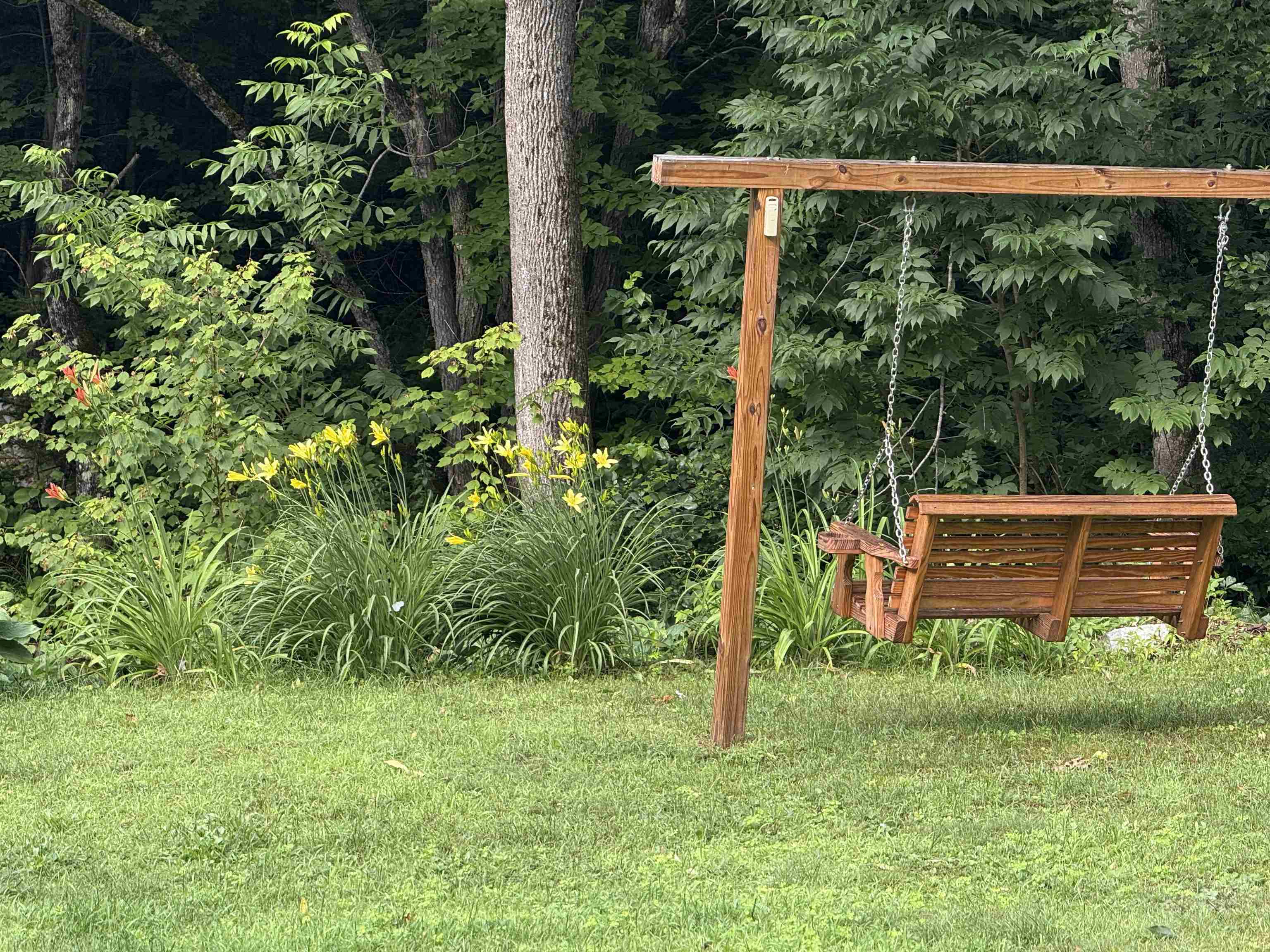 57 Jimtown Rd, Gorham, NH 03581